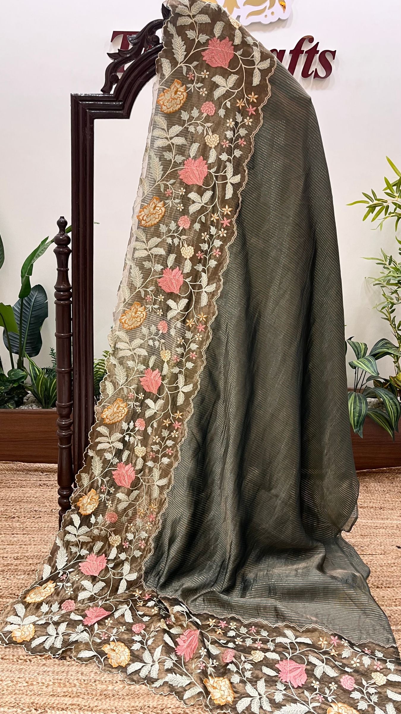 Pure Tissue Silk Banarasi Saree - with Chikankari Border