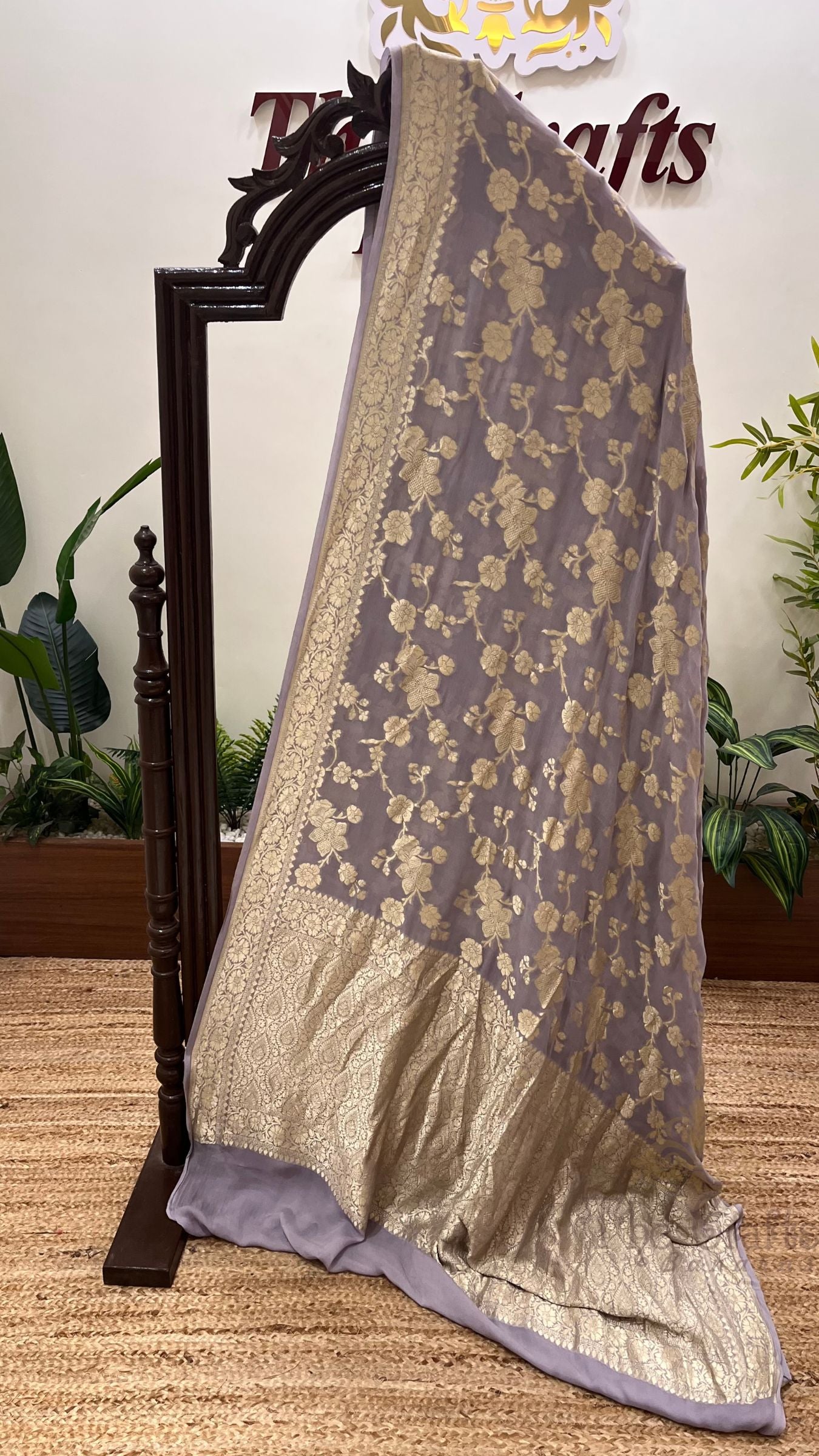 Khaddi Georgette Banarasi Saree - Water Zari