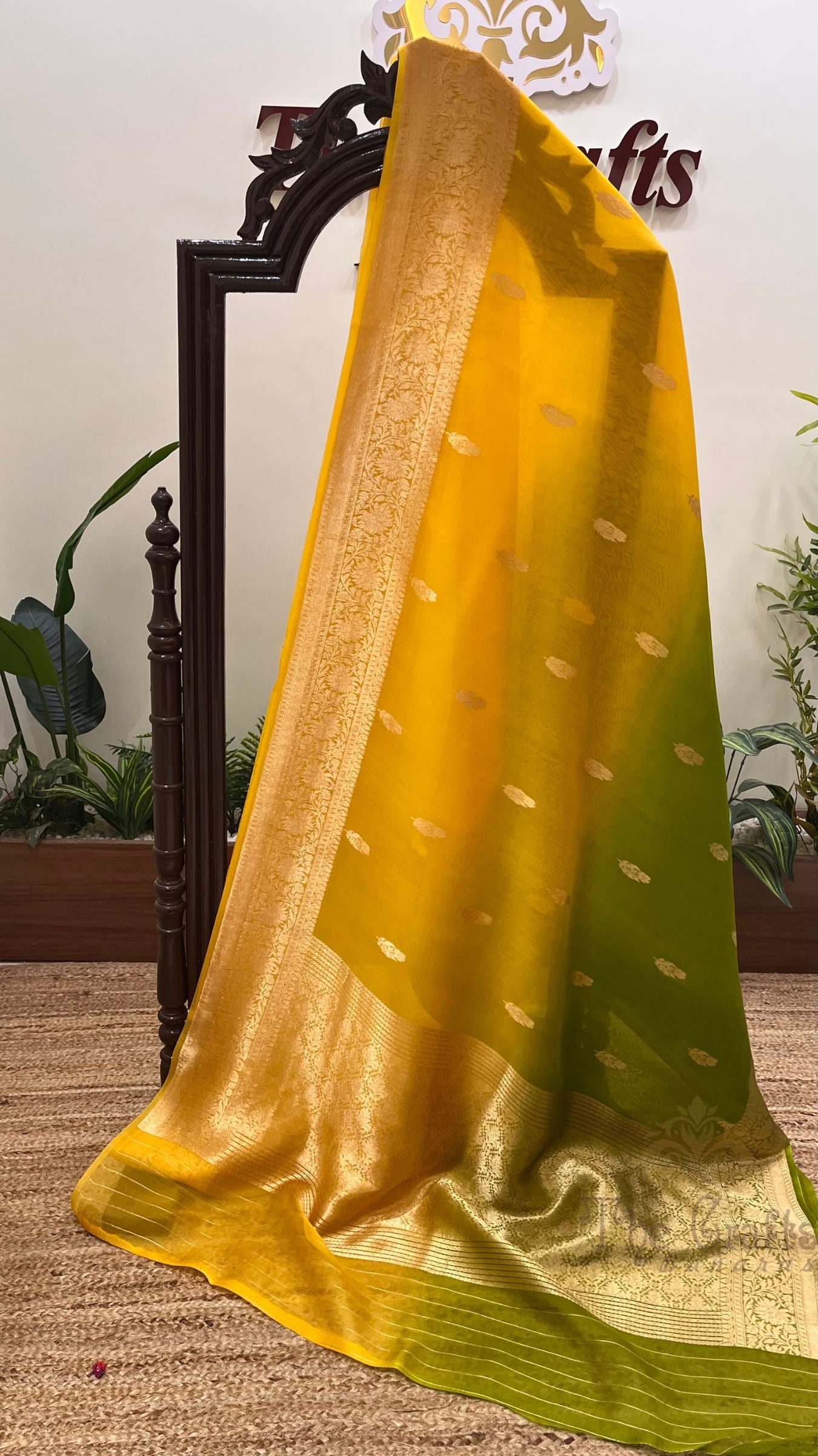 Pure Kora Silk Handloom Banarasi Saree