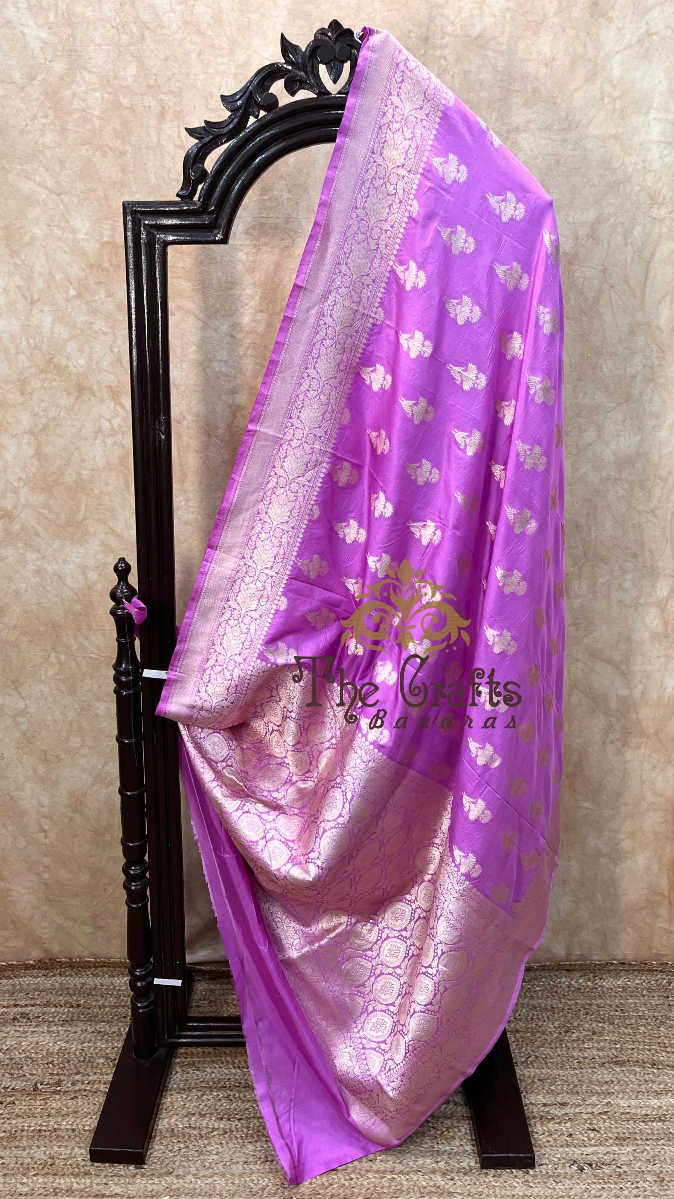 Pure Katan Silk Handloom Banarasi Saree - Jaal work