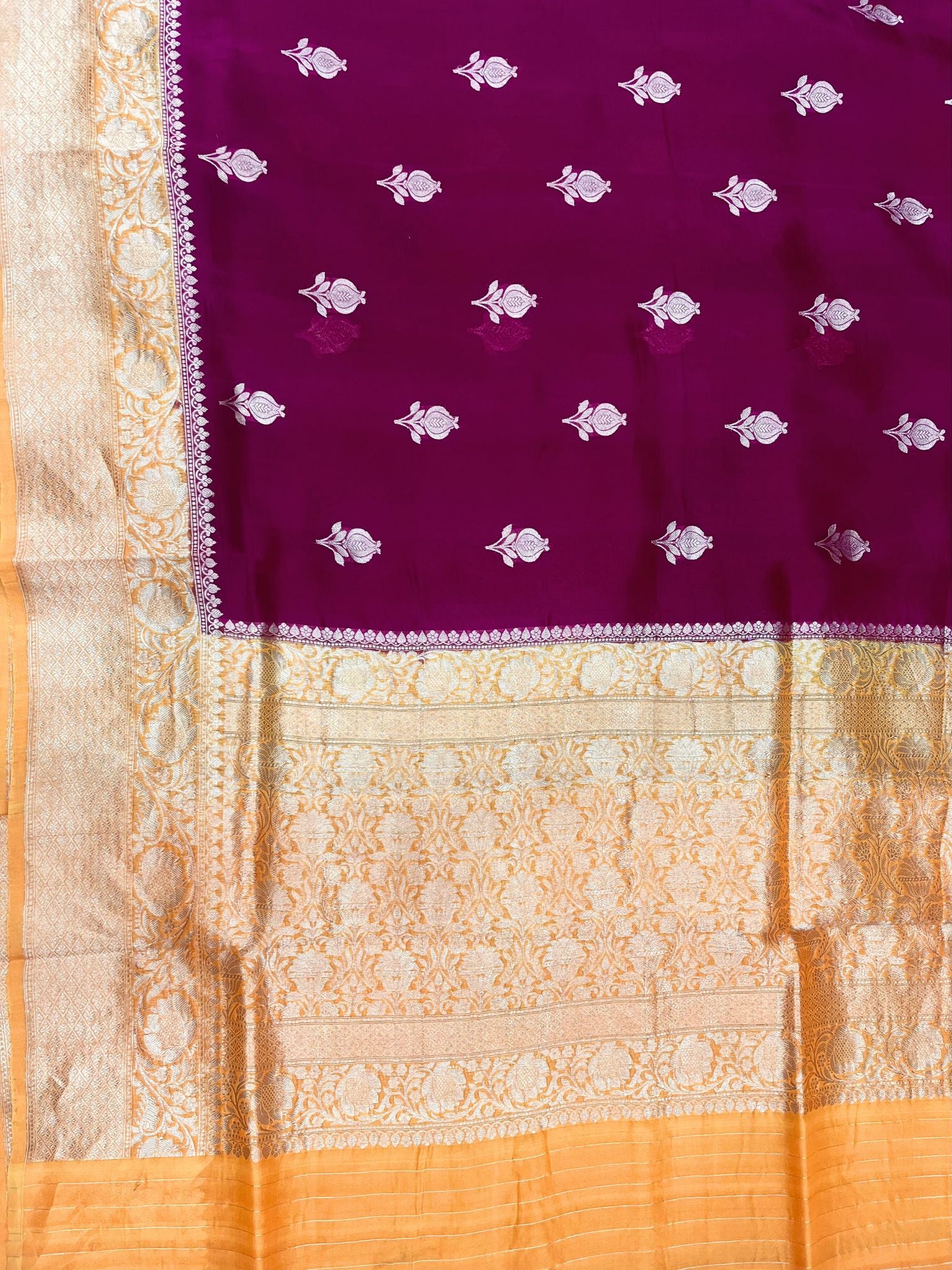 Pure Kora Silk Handloom Banarasi Saree - With Kadhua motifs