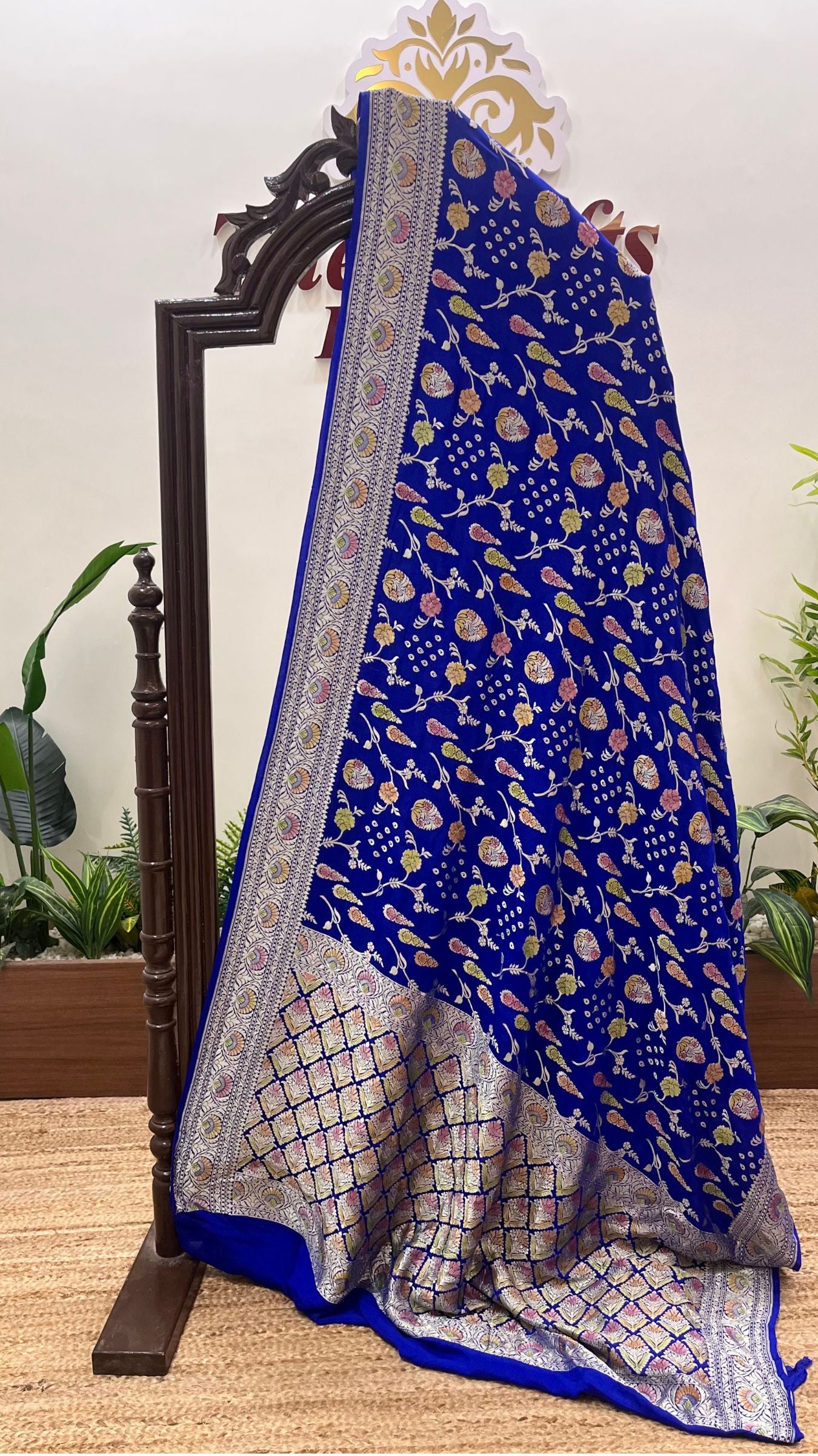 Khaddi Georgette Handloom Banarasi Saree