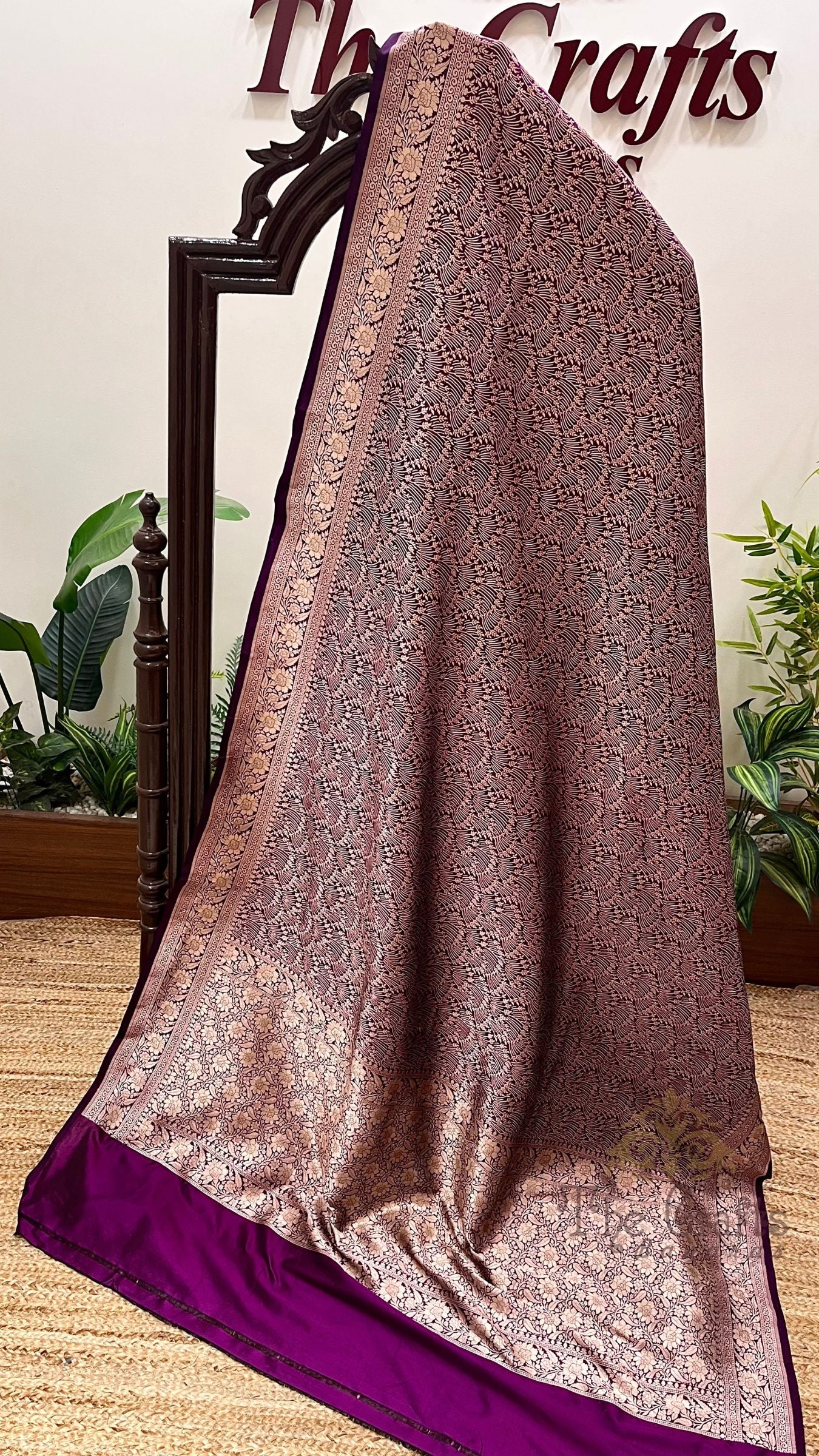 Pure Katan Silk Handloom Banarasi Saree - Tanchui Brocade