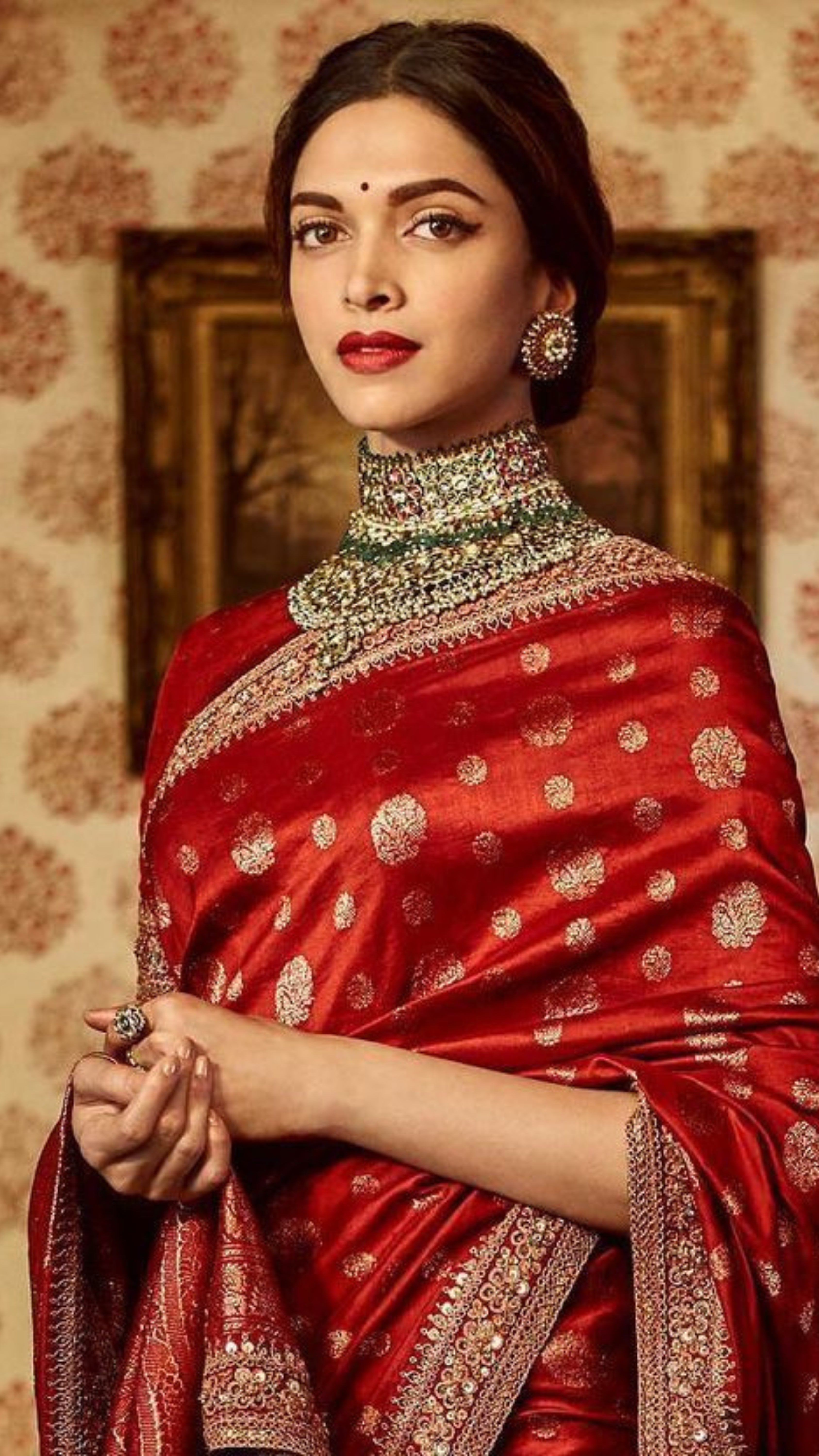 Deepika Padukone in Pure Katan Silk Handloom Banarasi Saree - Tanchui Brocade