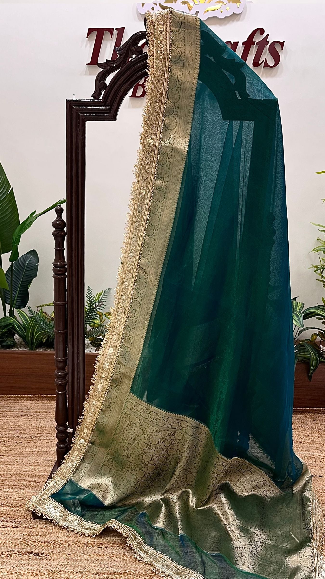 Pure Tissue Silk Handloom Banarasi Saree - with Lace Border