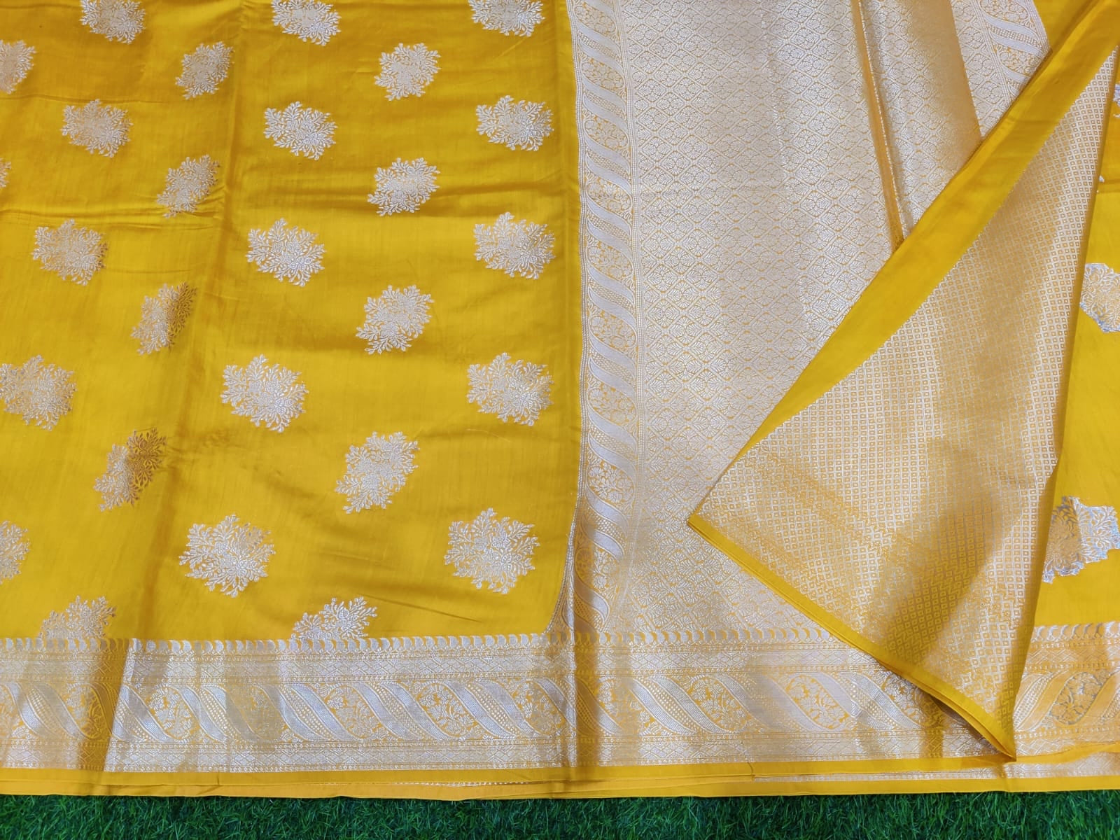 Pure Chiniya Silk Banarasi Saree