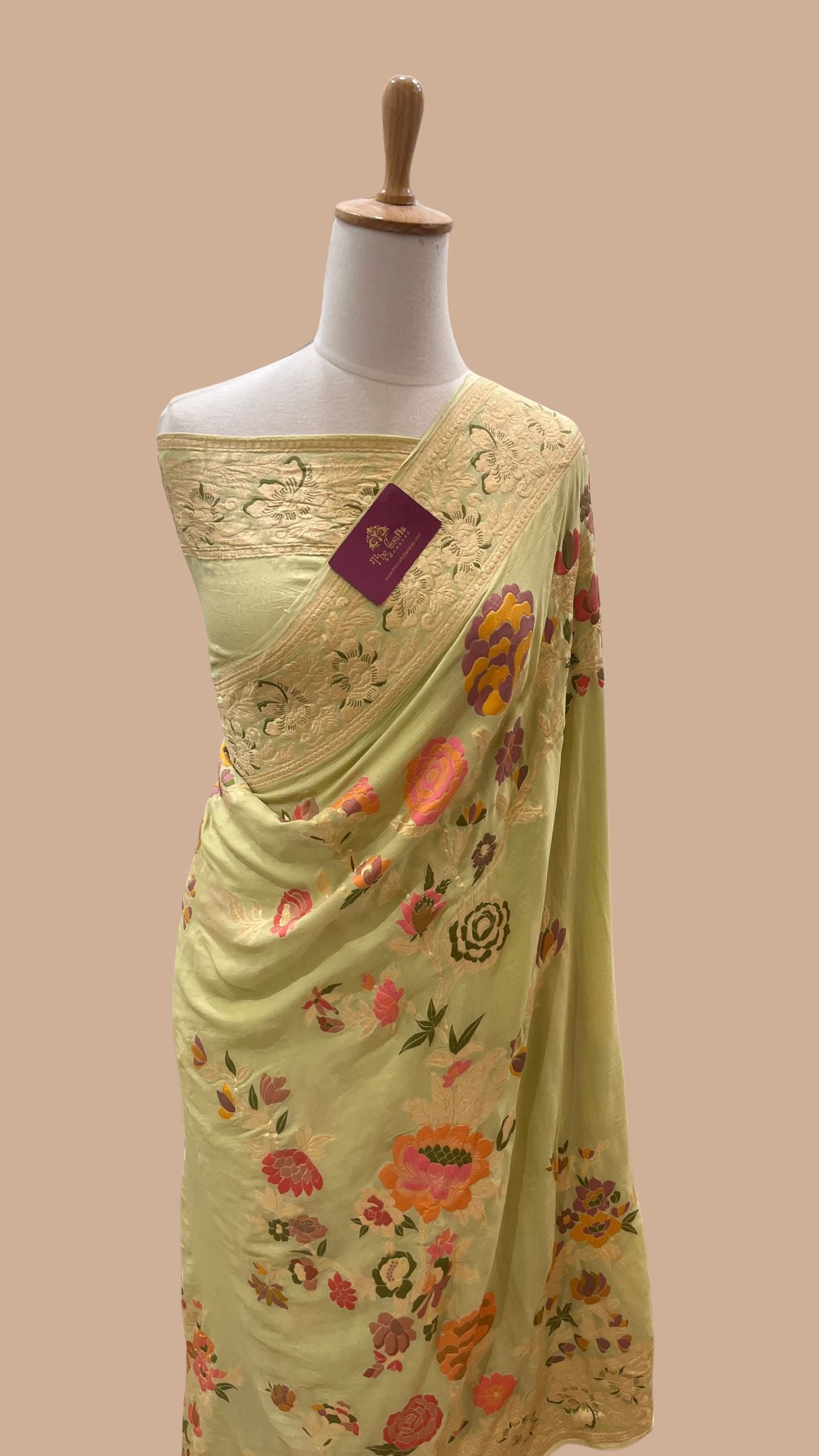 Tussar Georgette Handloom Banarasi Saree - Jaal with Tilfi Meenakari