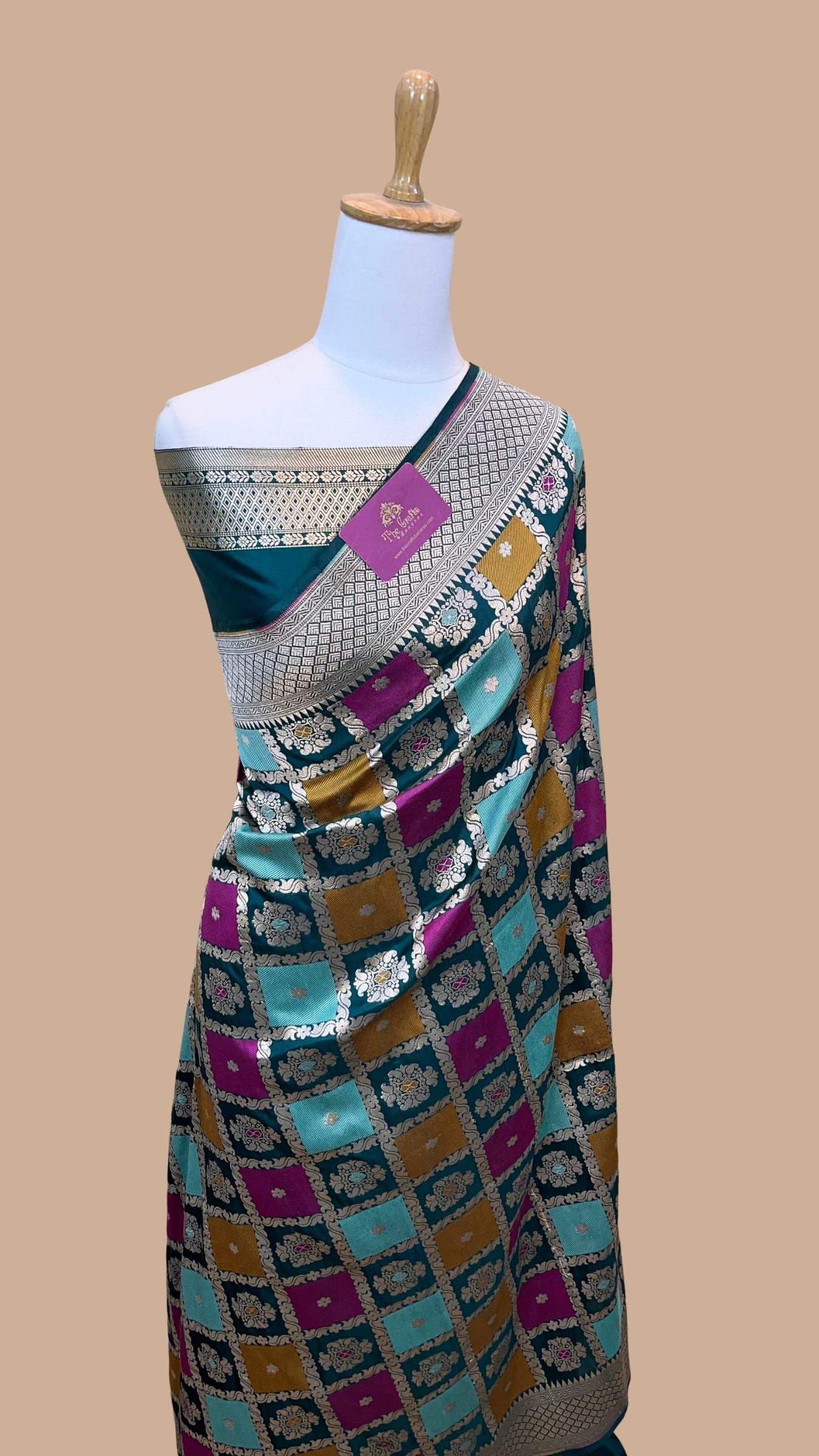 Rangkat Pure Katan Silk Handloom Banarasi Saree - All over Jaal work