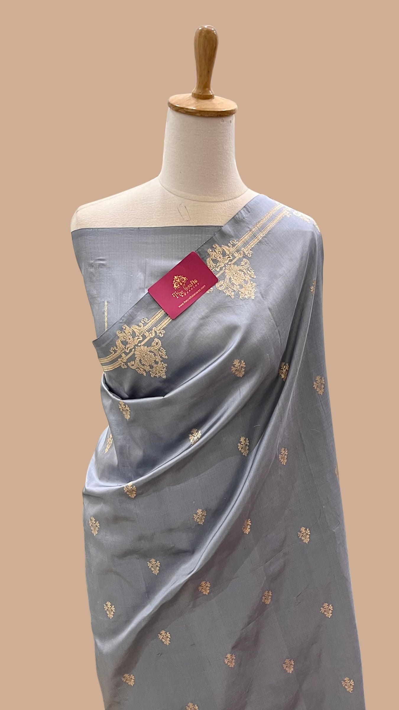 Pure Katan Silk Handloom Banarasi Saree - Kadhua Motifs