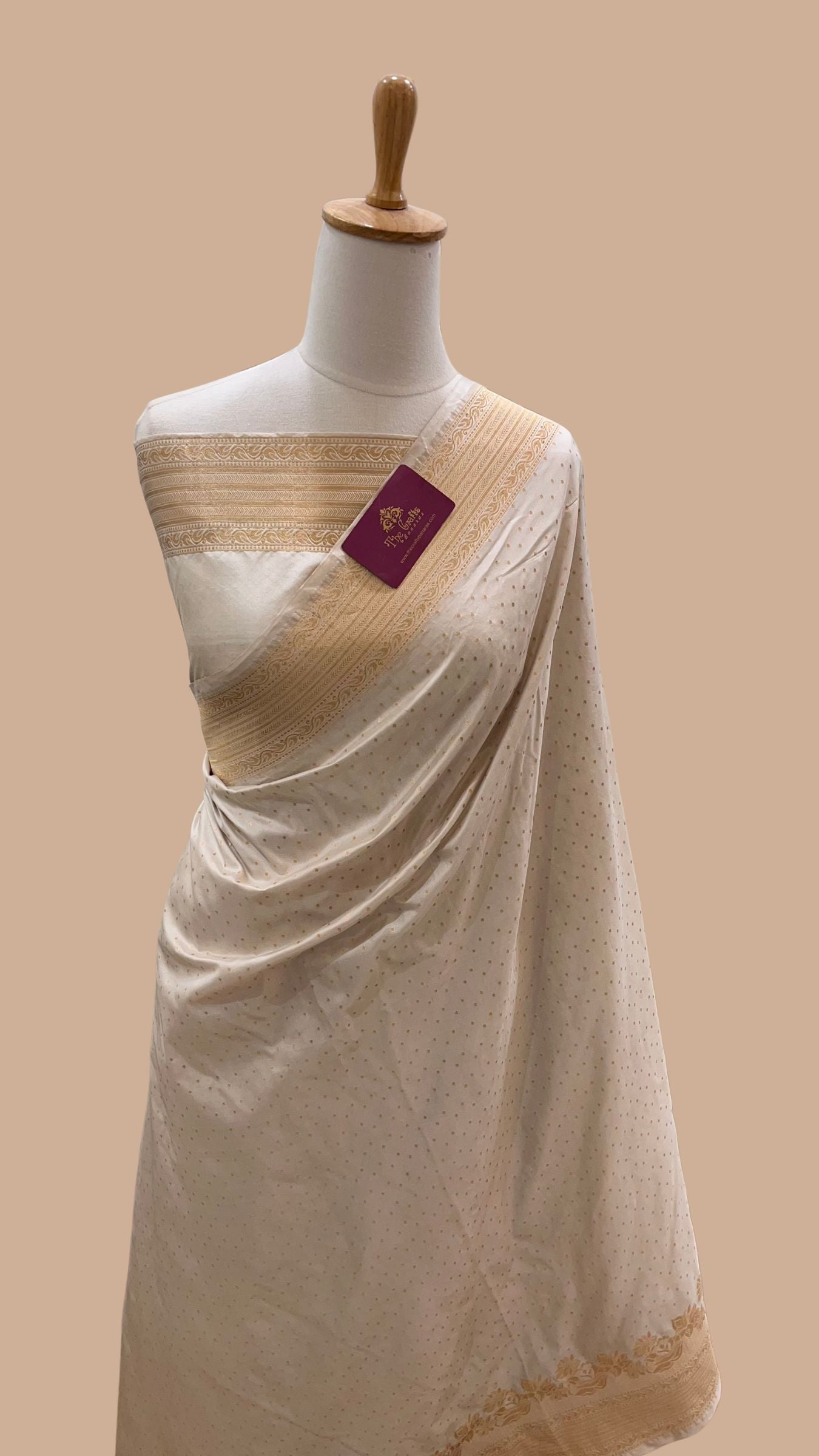 Pure Katan Silk Handloom Banarasi Saree - Chunri Buti