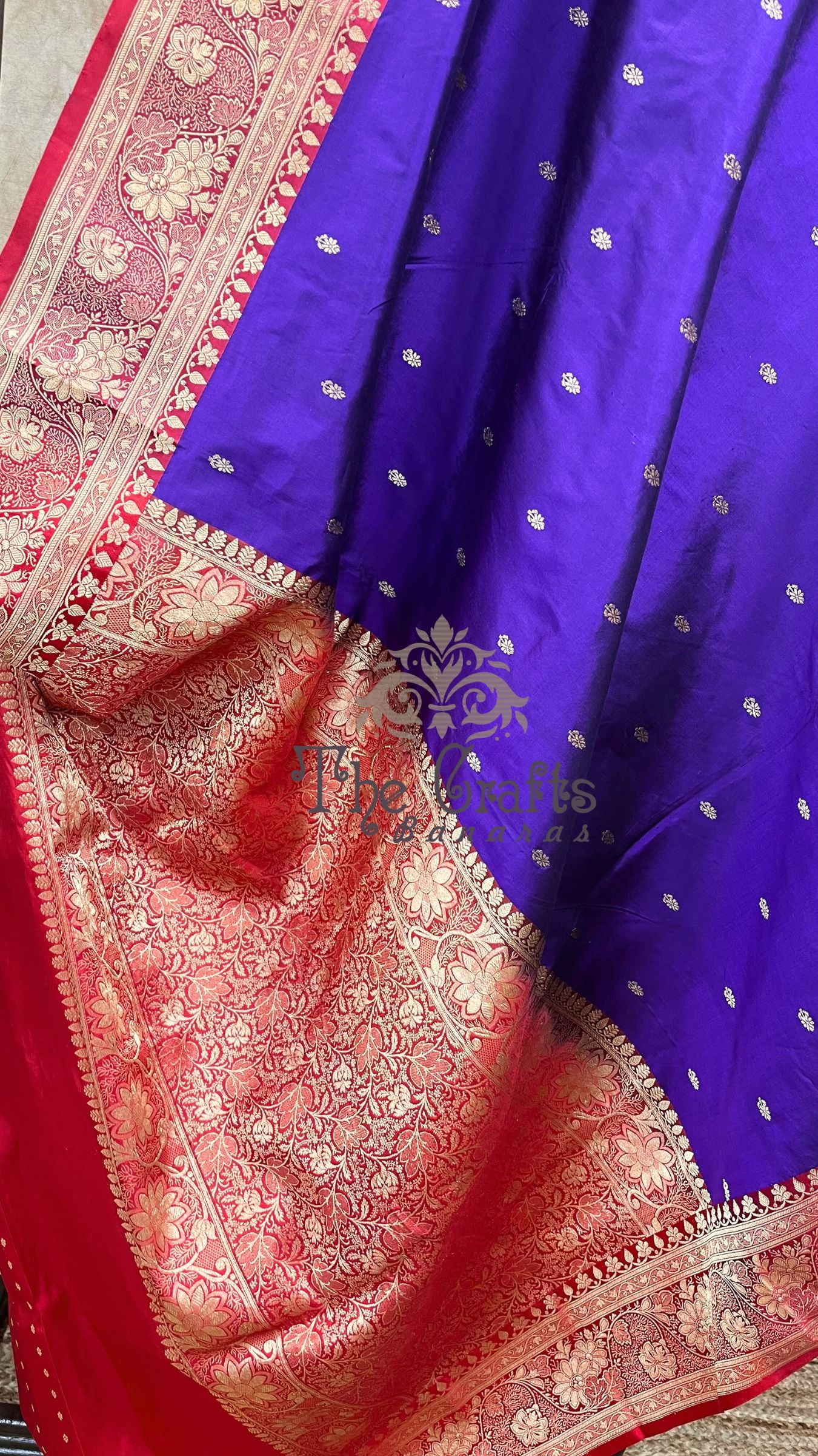 Pure Katan Silk Handloom Banarasi Saree - Jaal work