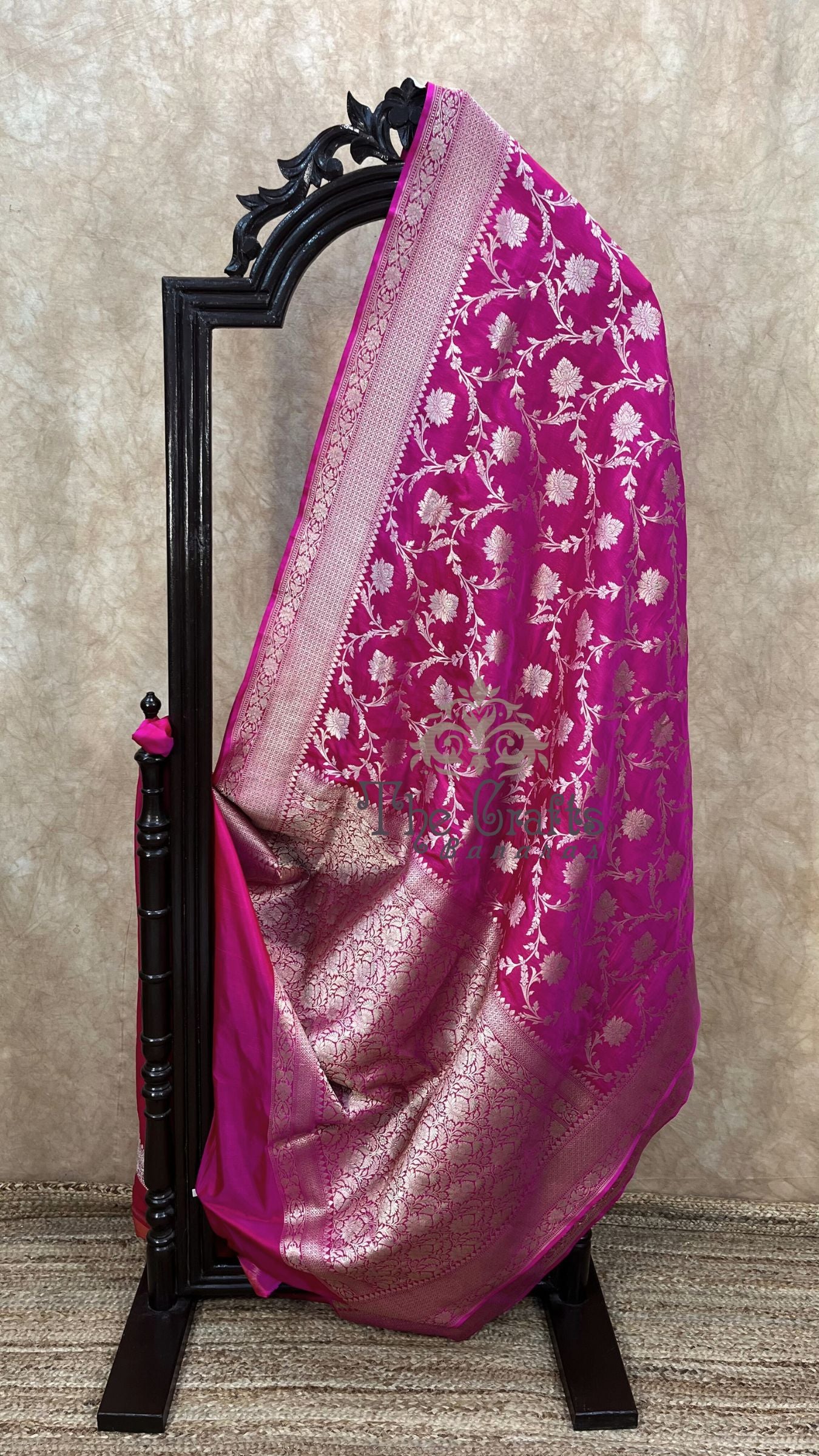 Pure Katan Silk Handloom Banarasi Saree - Jaal work