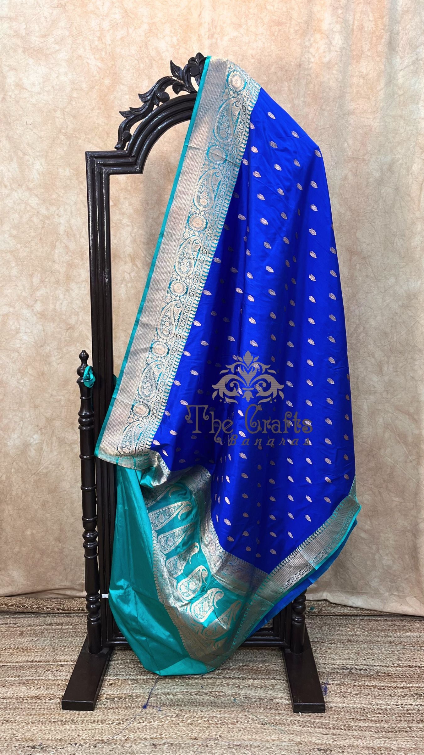 Pure Katan Silk Handloom Banarasi Saree - Kadhua Buti