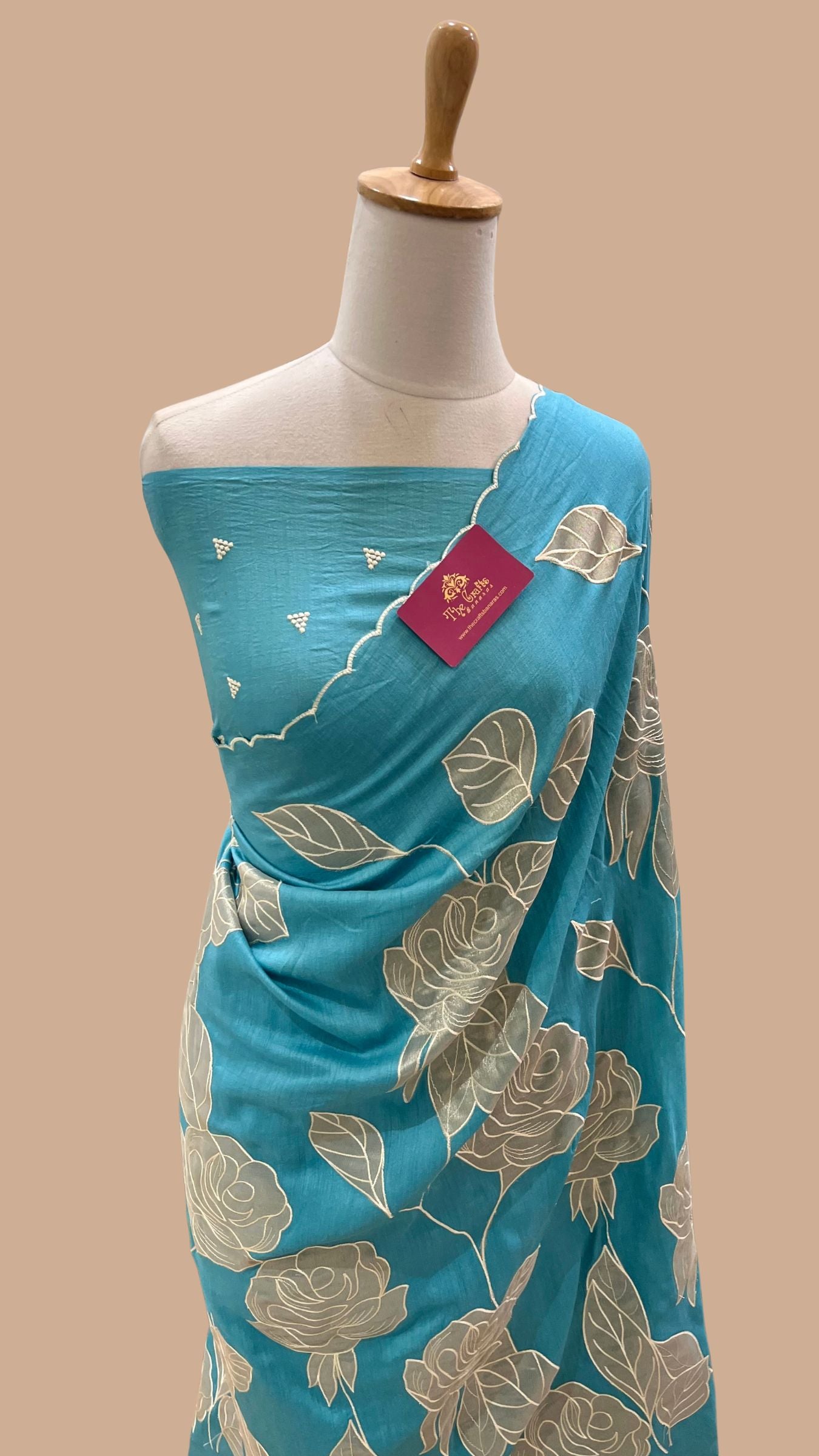 Pure Munga Silk Saree - Rose Appliqué Work
