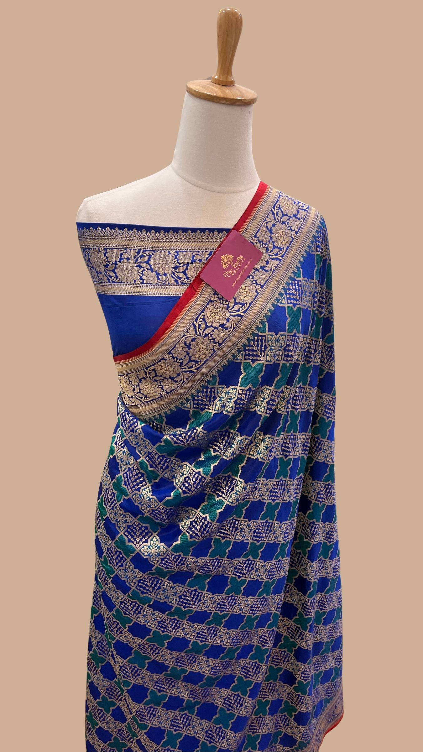 Rangkat Pure Katan Silk Handloom Banarasi Saree - Jaal Work With Meenakari
