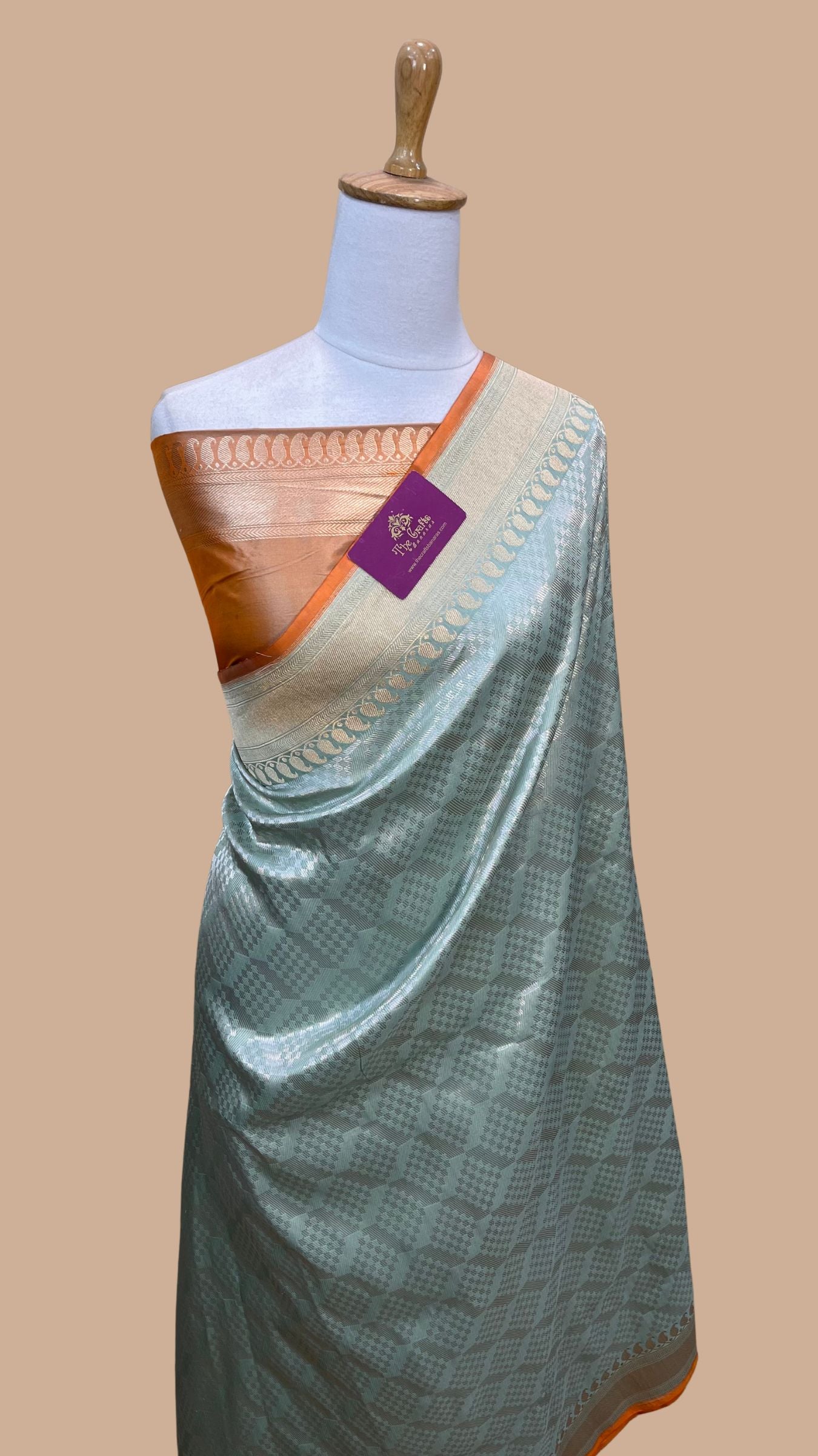 Pure Katan Silk Handloom Banarasi Saree - Kadhua Tanchui Brocade