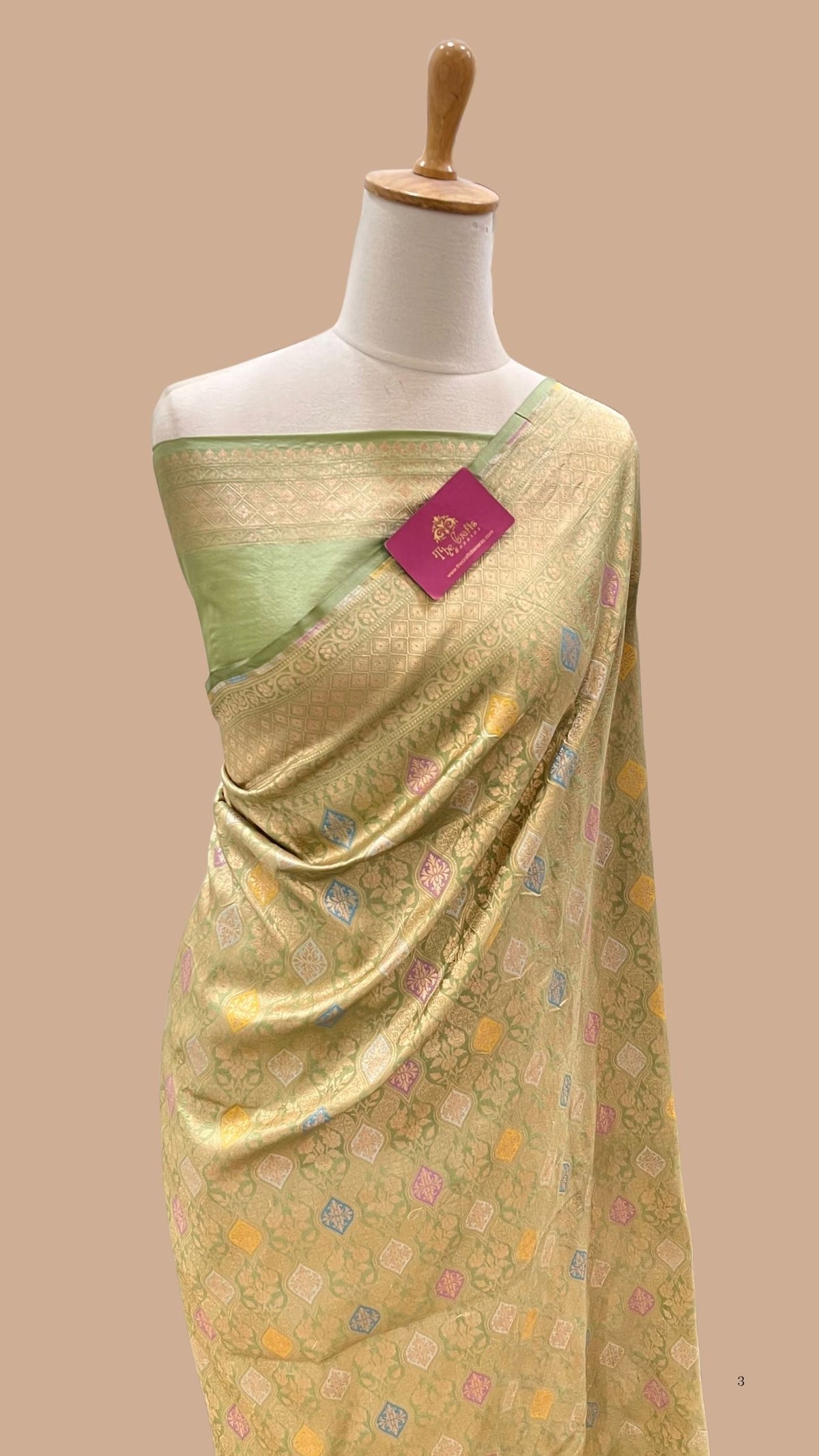 Pure Katan Silk Handloom Banarasi Saree - Tanchui Brocade Meenakari