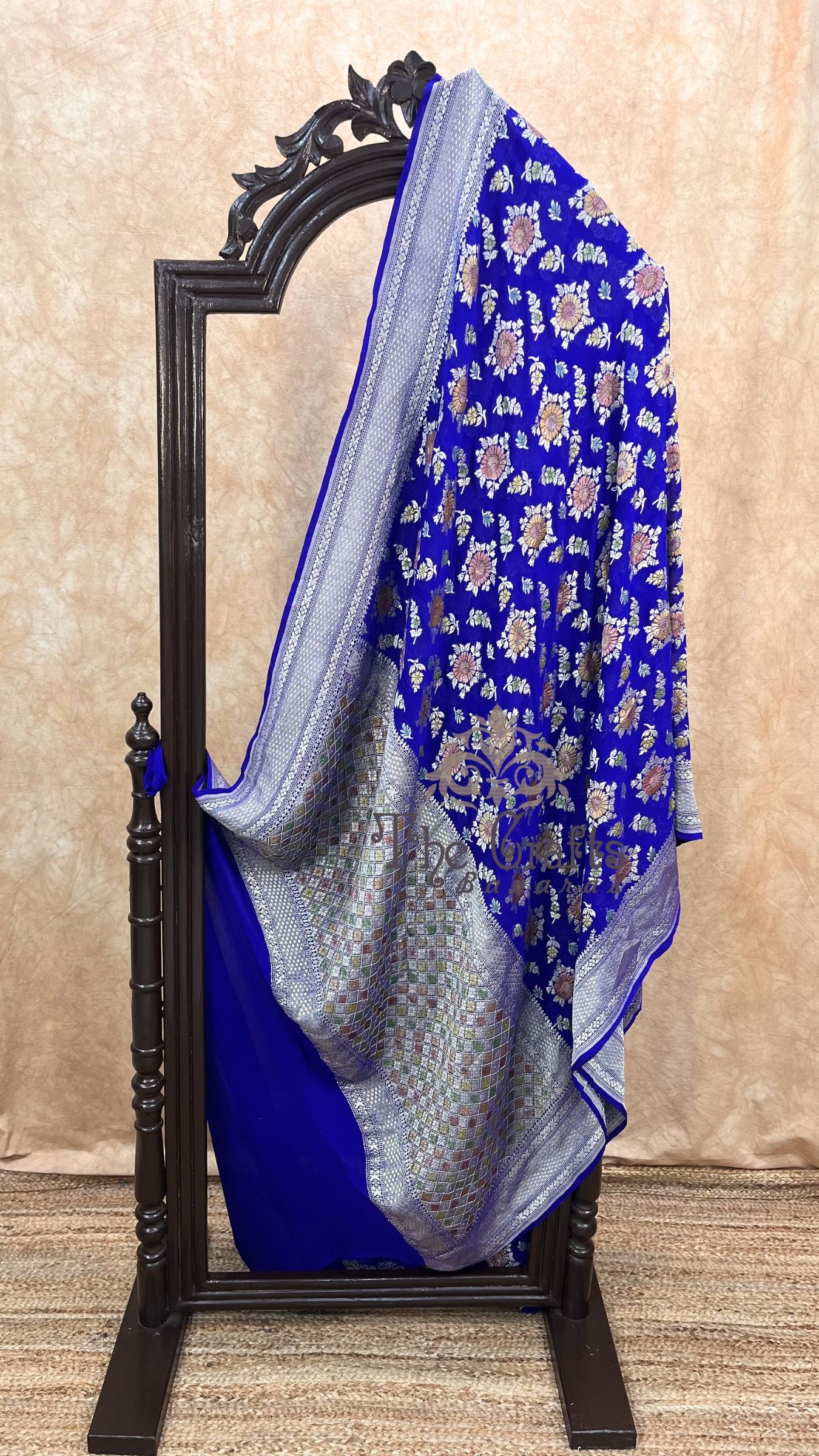 Khaddi Georgette Handloom Banarasi Saree - Water Zari