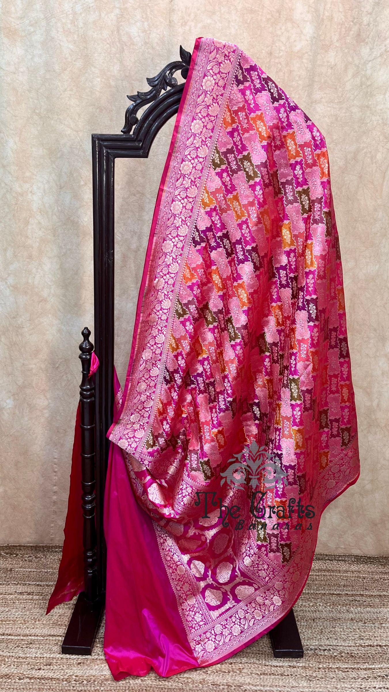 Rangkat Pure Katan Silk Handloom Banarasi Saree - All over Jaal work