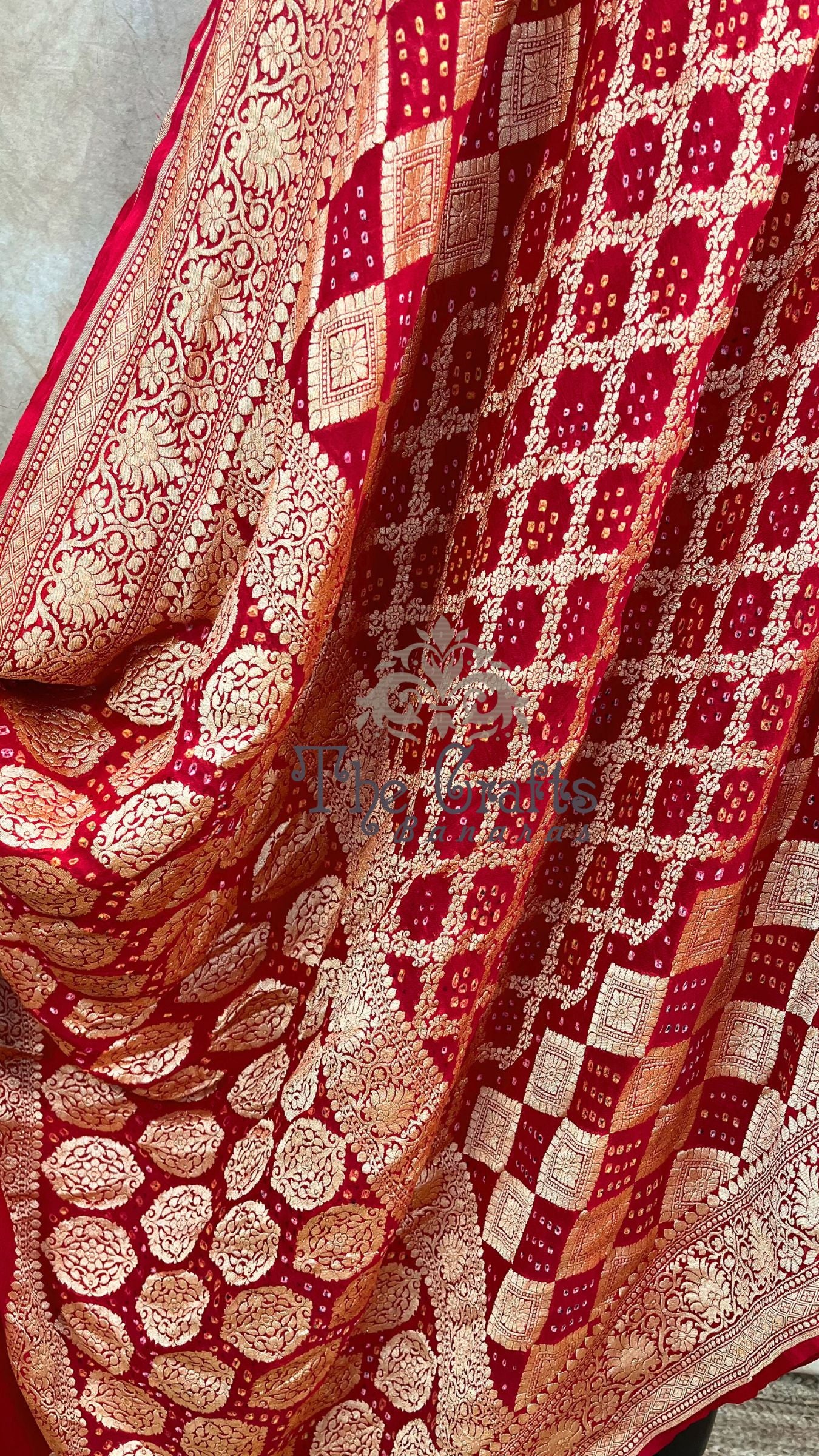 Pure Georgette Banarasi Handloom Bandhej Saree