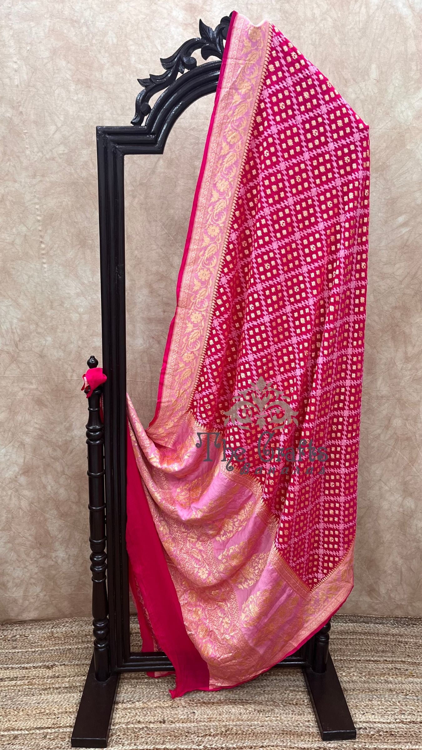 Khaddi Georgette Handloom Banarasi Saree - With sona roopa jaal work