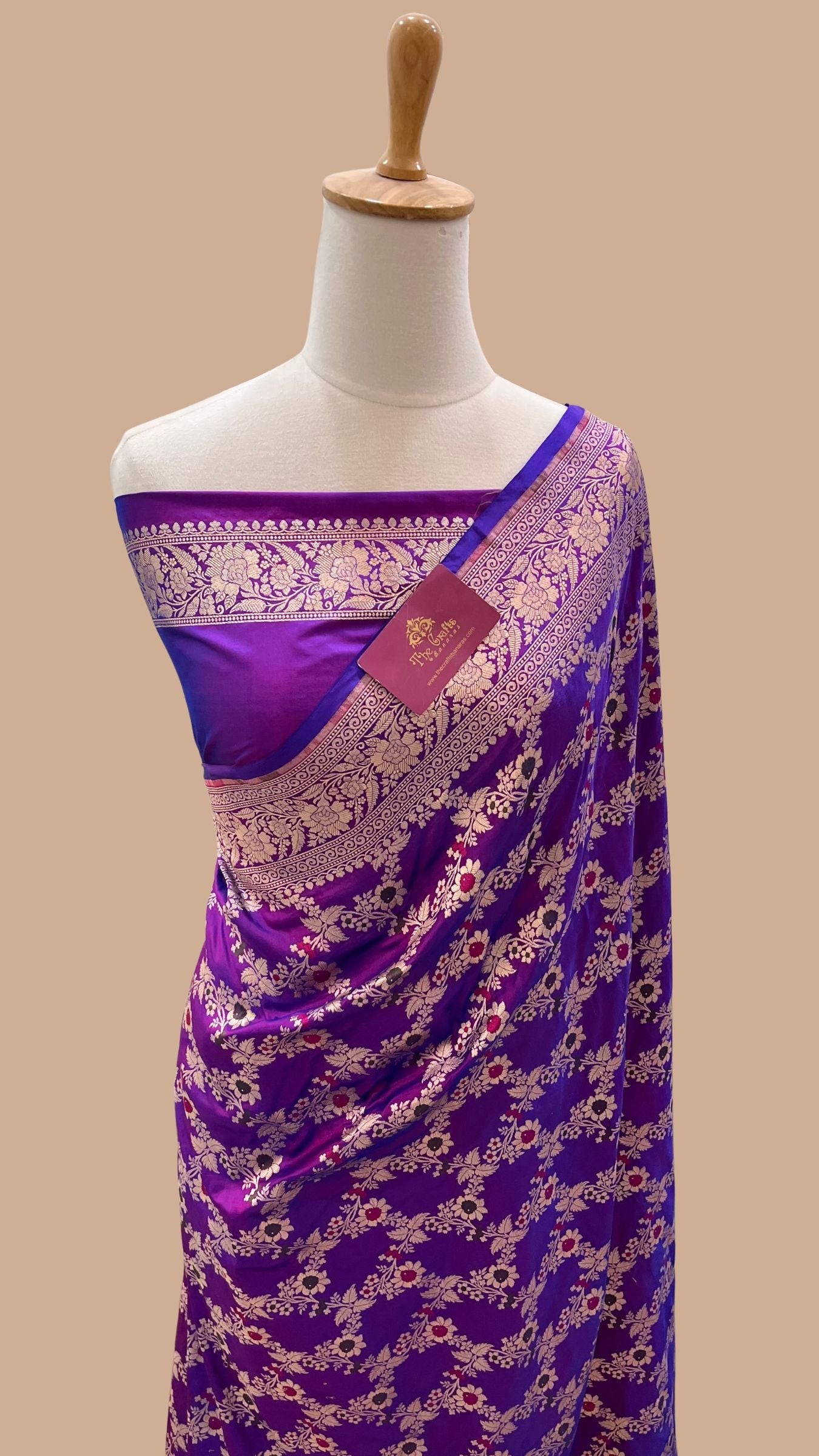 Pure Katan Silk Handloom Banarasi Saree - Jaal With Meenakari