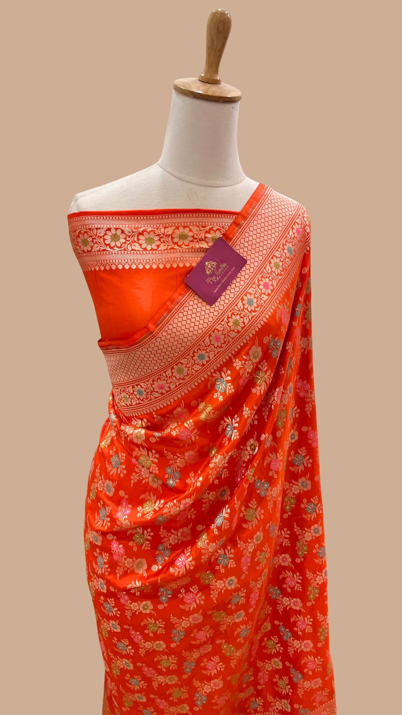 Pure Katan Silk Handloom Banarasi Saree - Jaal Work with Meenakari