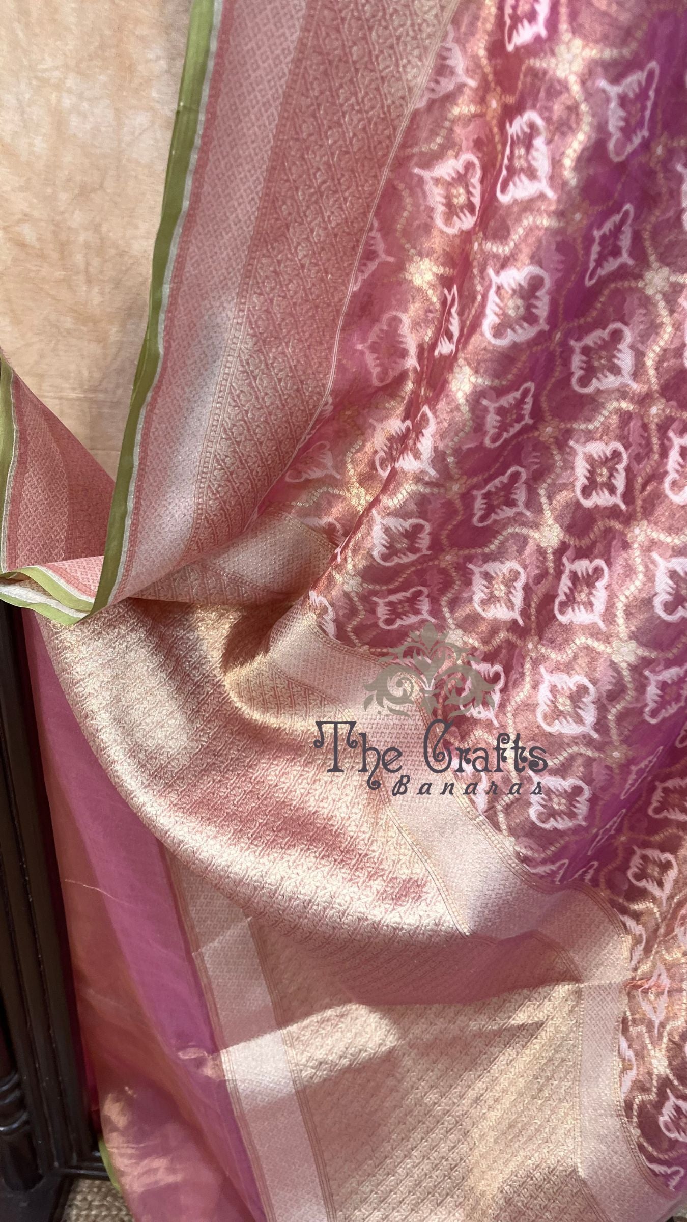 Pure Tissue Silk Handloom Banarasi Saree - Reshmi Zari