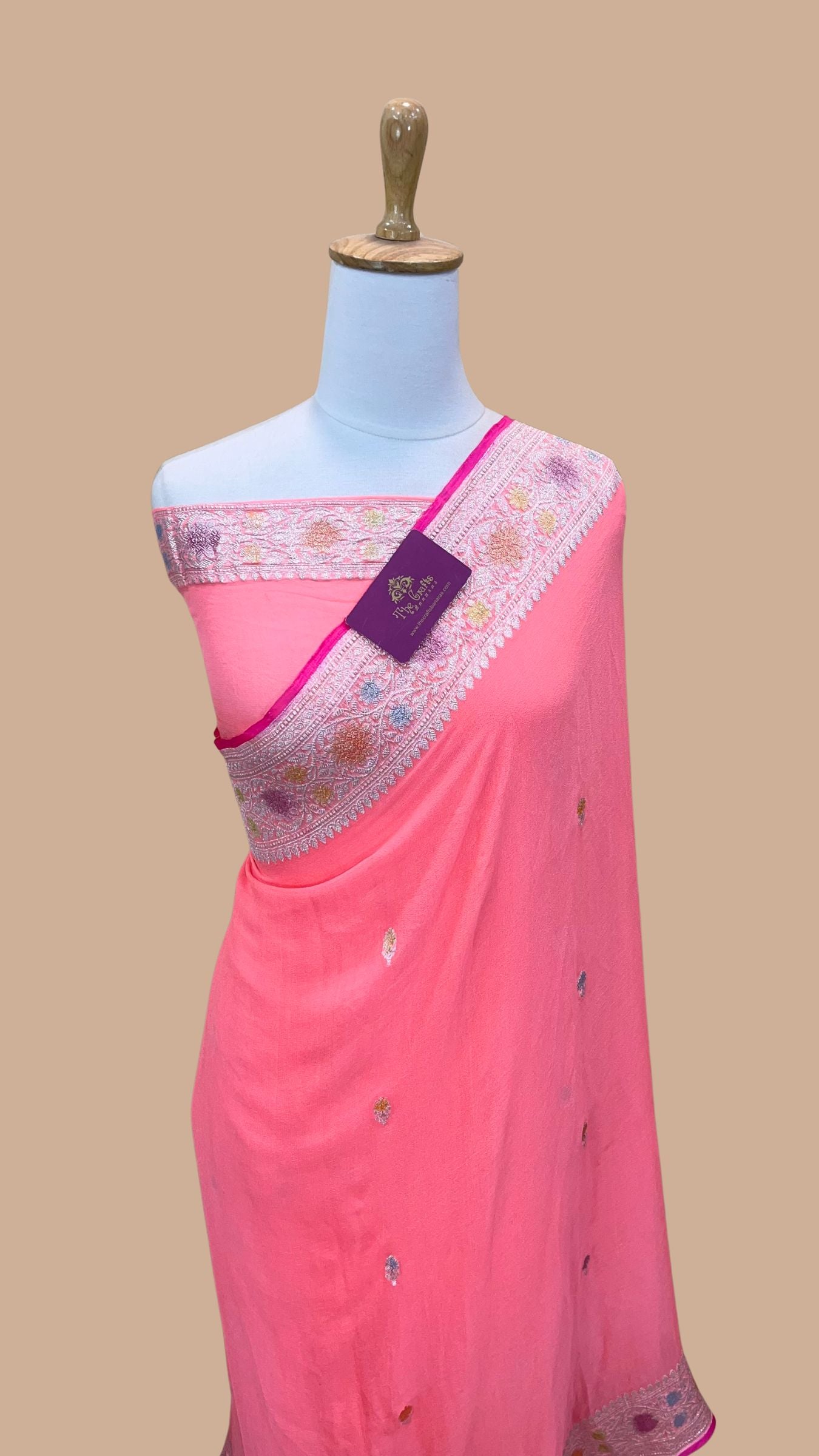Pure Georgette Handloom Banarasi Saree - Silver Zari