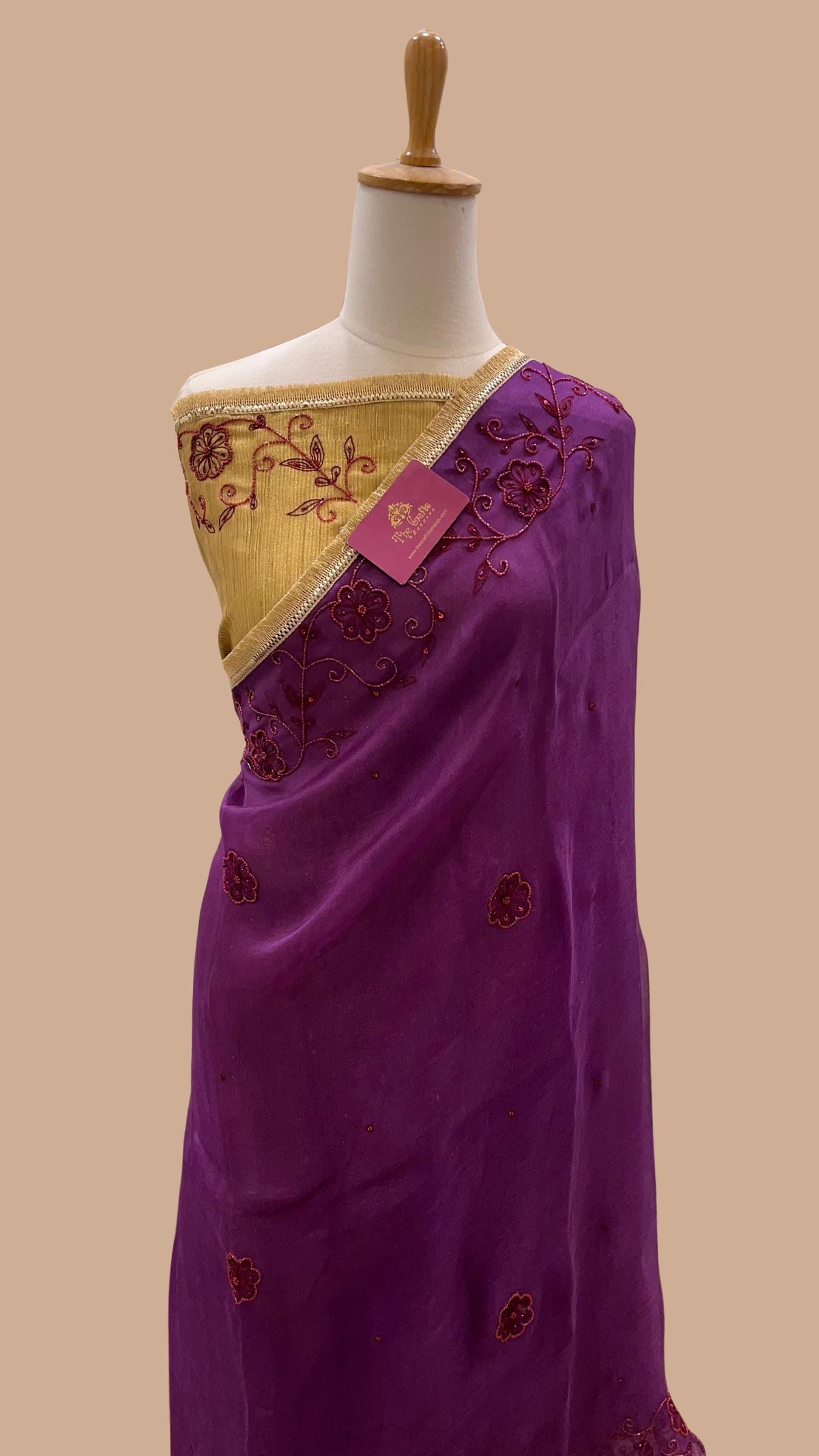 Pure Organza Silk Handloom Banarasi Saree - handwork motifs