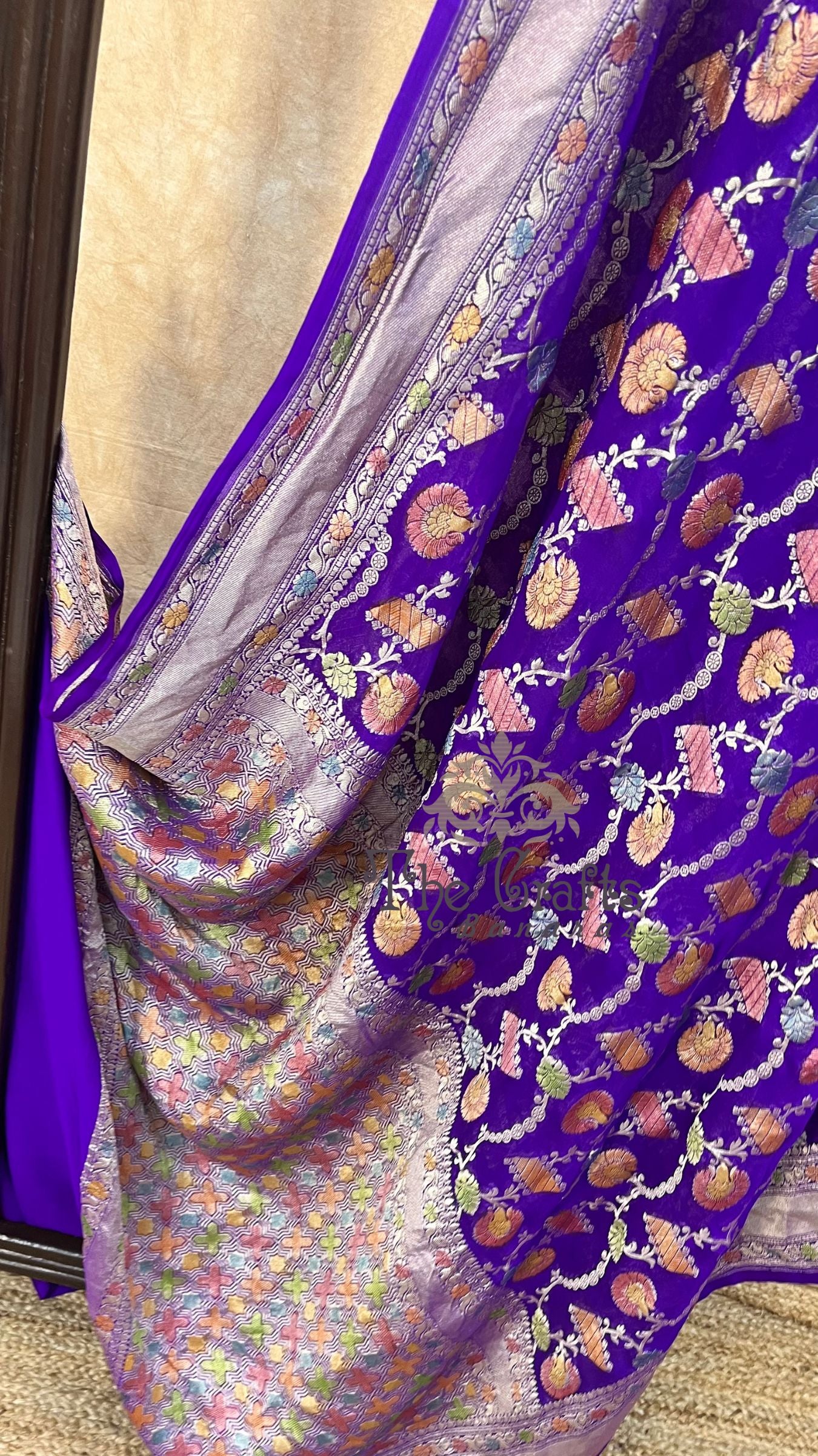 Khaddi Georgette Handloom Banarasi Saree - Water Zari