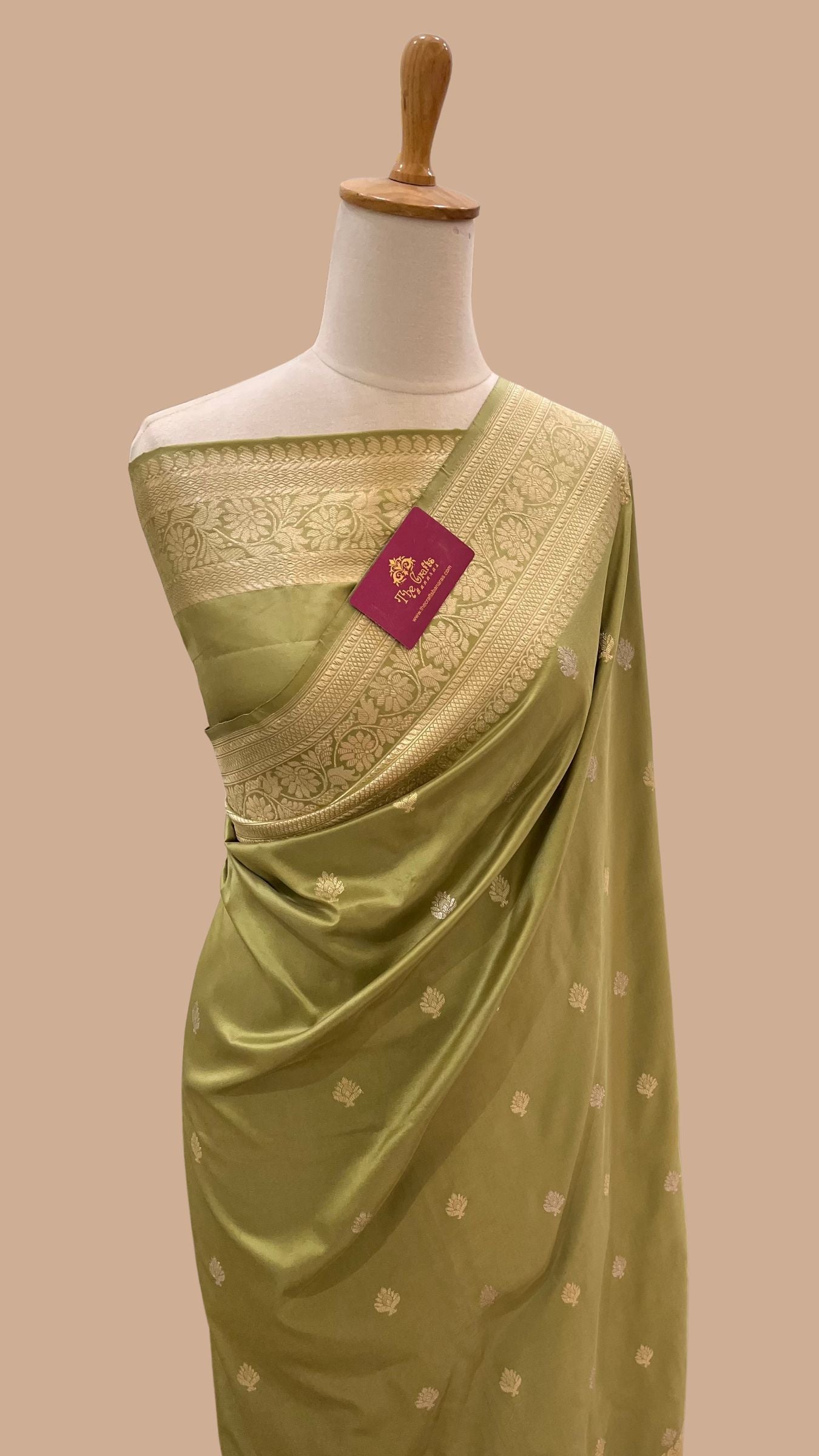 Pure Katan Silk Handloom Banarasi Saree - with Sona Rupa kadhua motifs