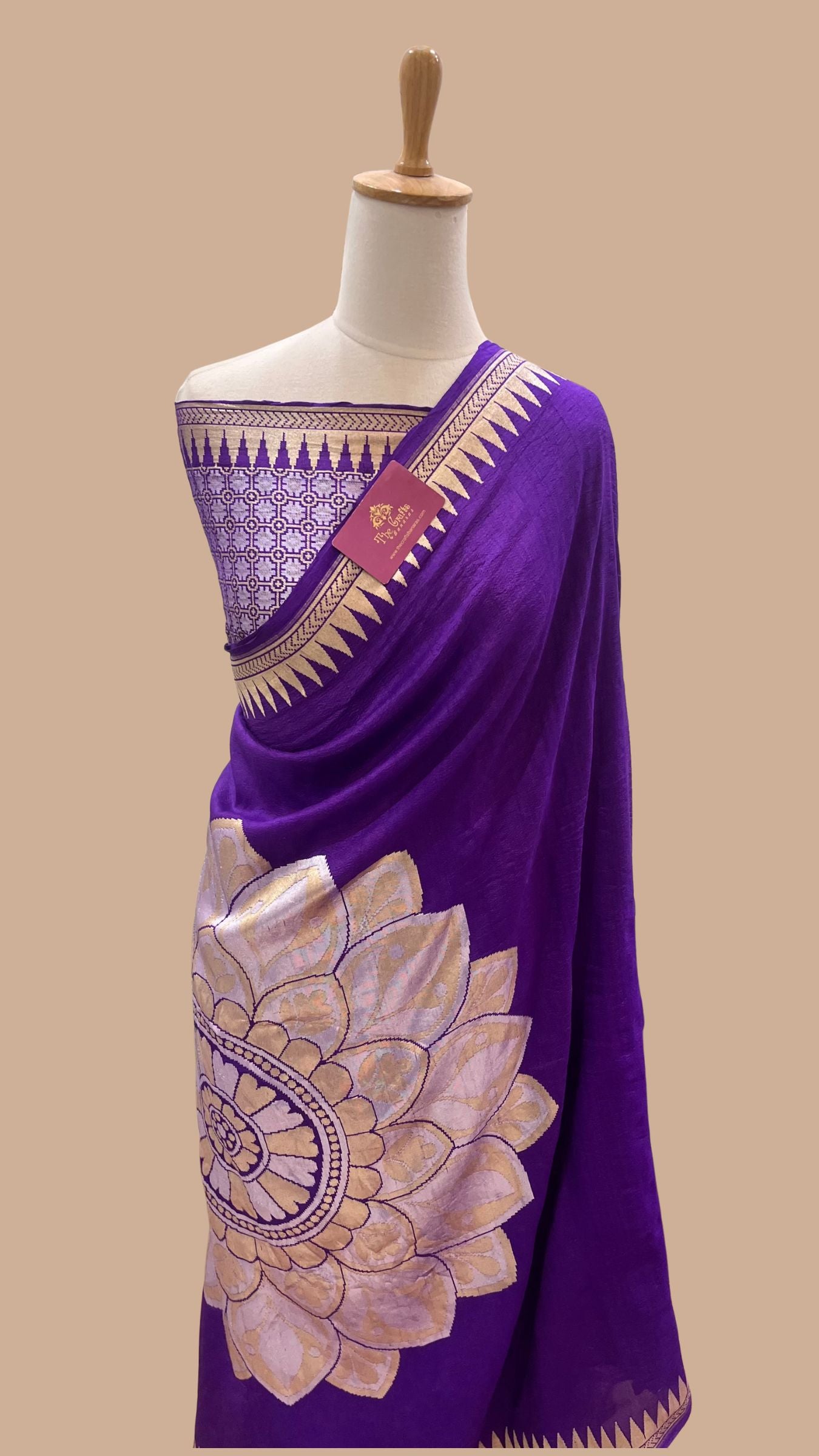 Tussar Georgette Handloom Banarasi Saree - All over Sona Rupa Motifs