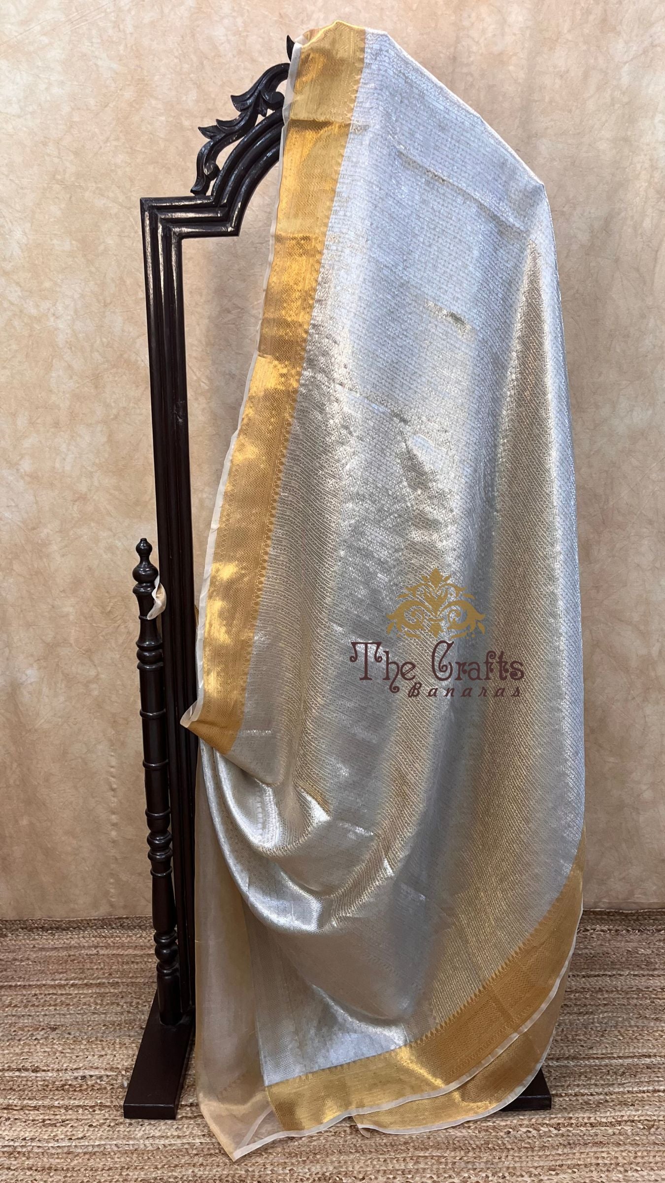 Pure Tissue Brocade Handloom Banarasi Saree