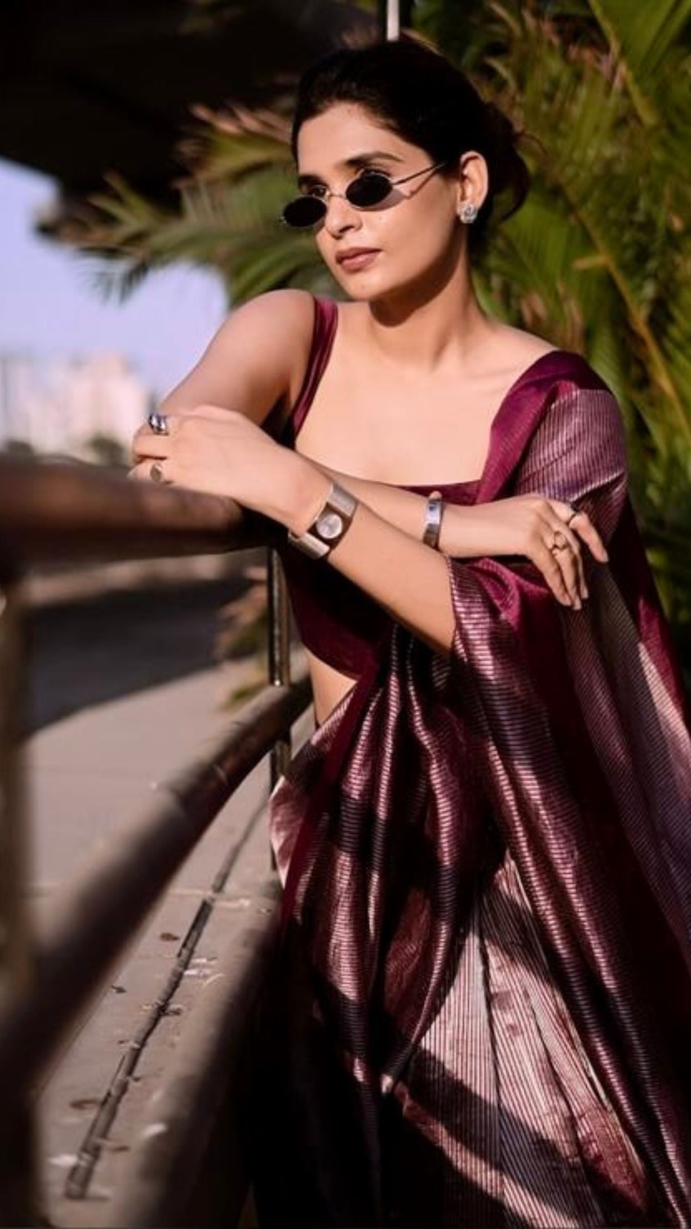 Pure Tissue Silk Handloom Banarasi Saree - with Satin Border