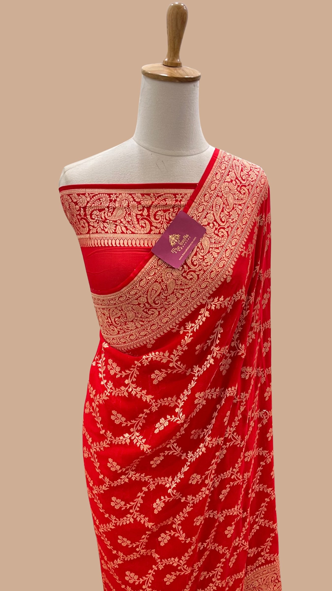 Khaddi Georgette Banarasi Saree - Gold Zari