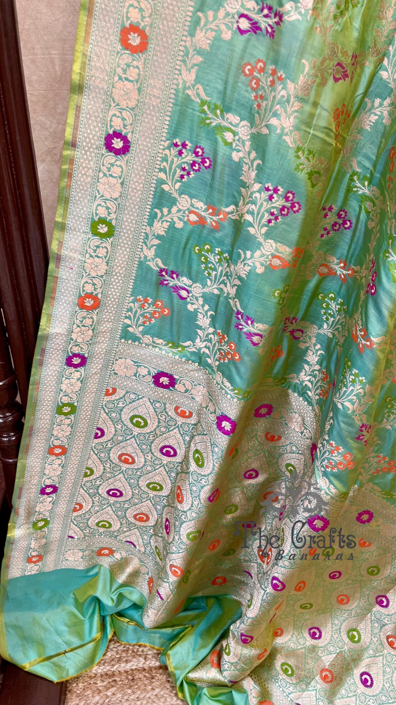 Pure Katan Silk Handloom Banarasi Saree - Jaal With Meenakari