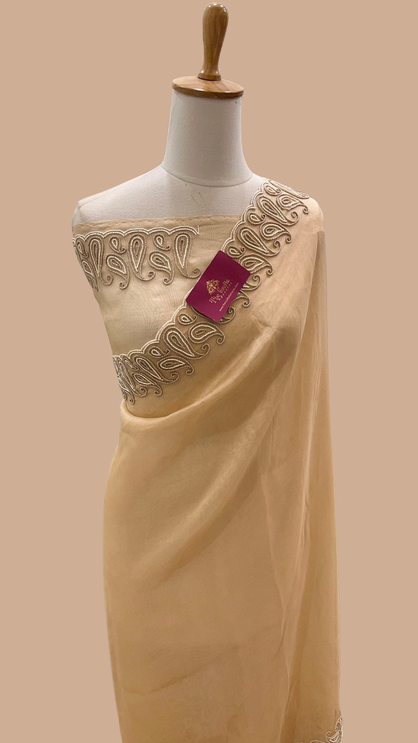 Pure Kora Organza Silk Banarasi Saree - Zardozi Kairi Scallop Border