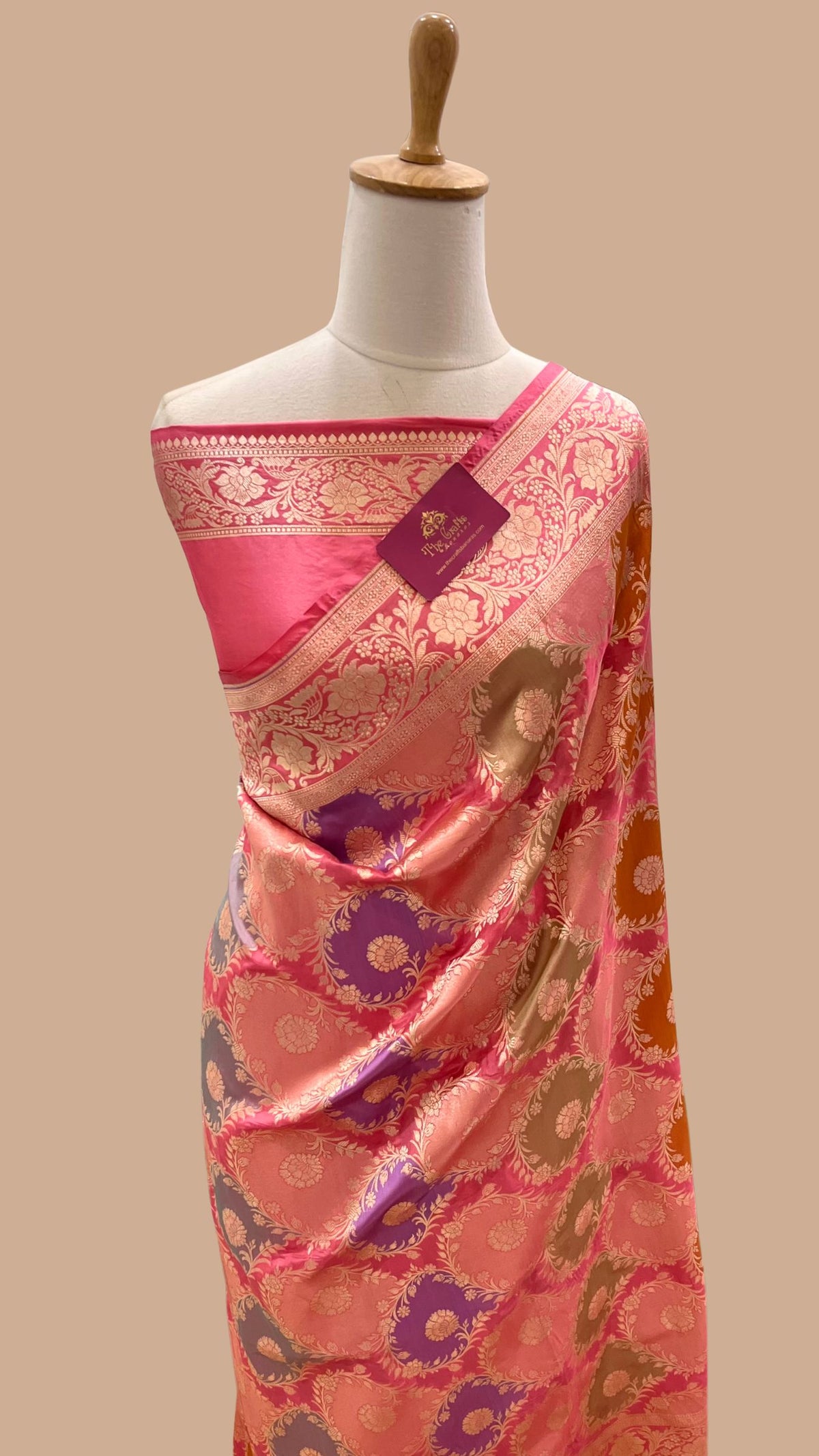 Rangkat Pure Katan Silk Handloom Banarasi Saree - Jaal Work