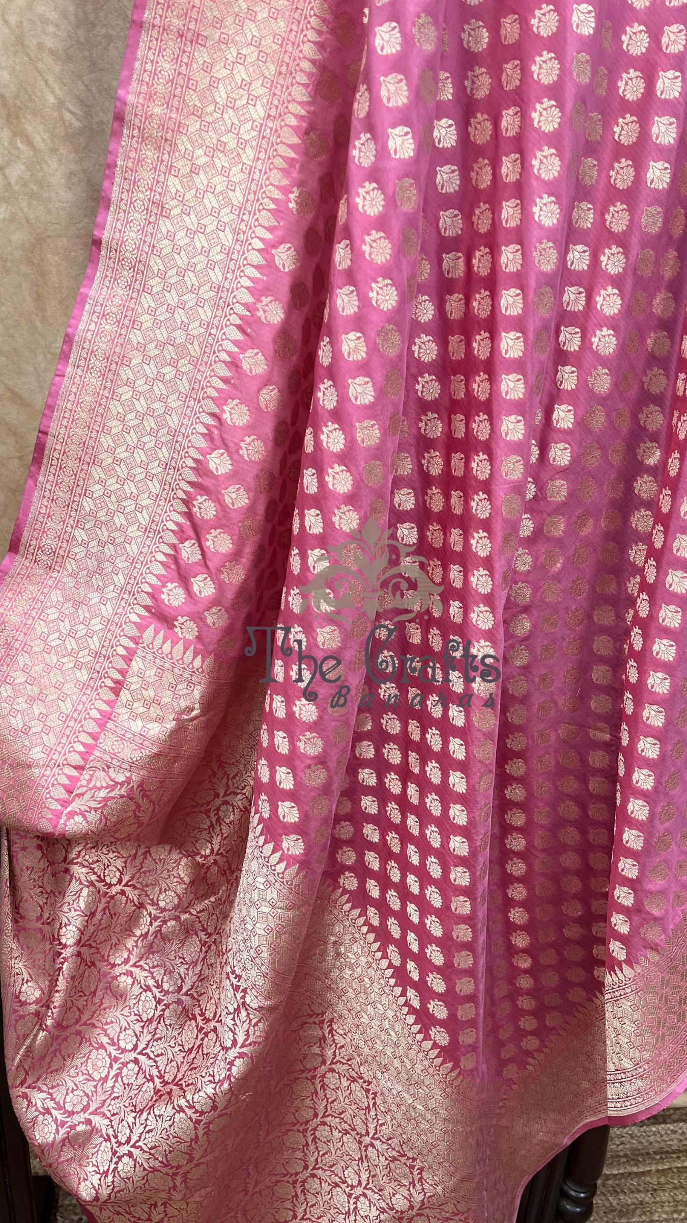 Pure Katan Silk Handloom Banarasi Saree - Jaal work