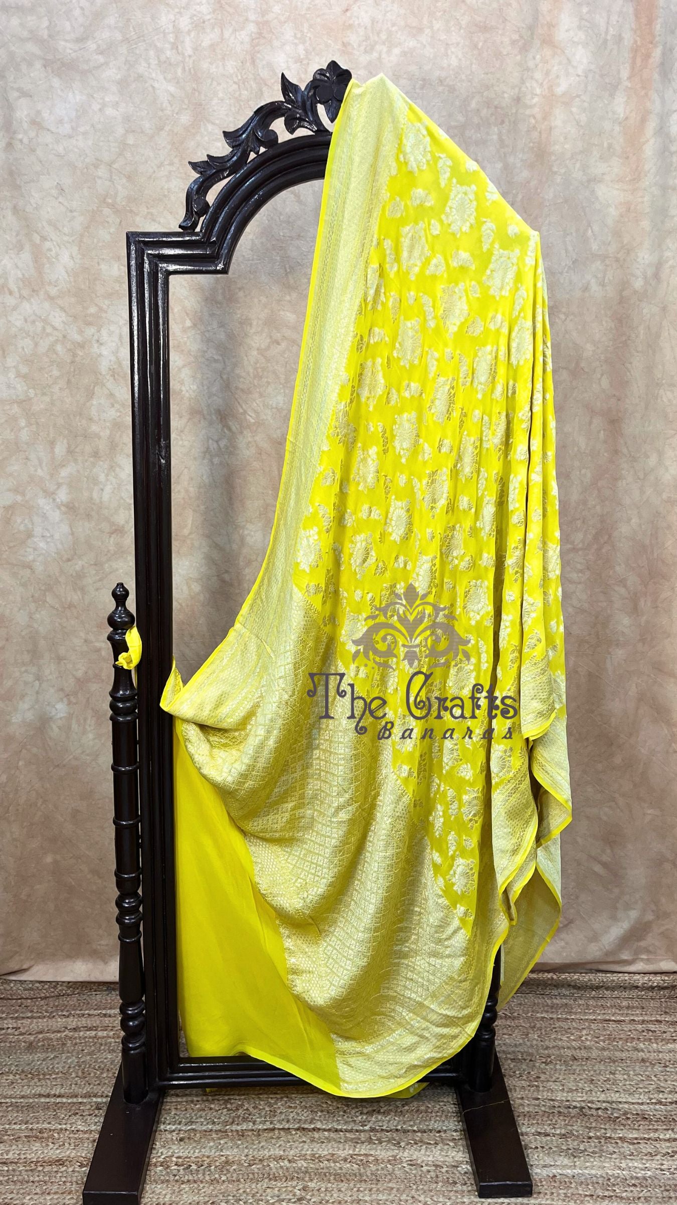 Khaddi Georgette Banarasi Saree - Water Zari