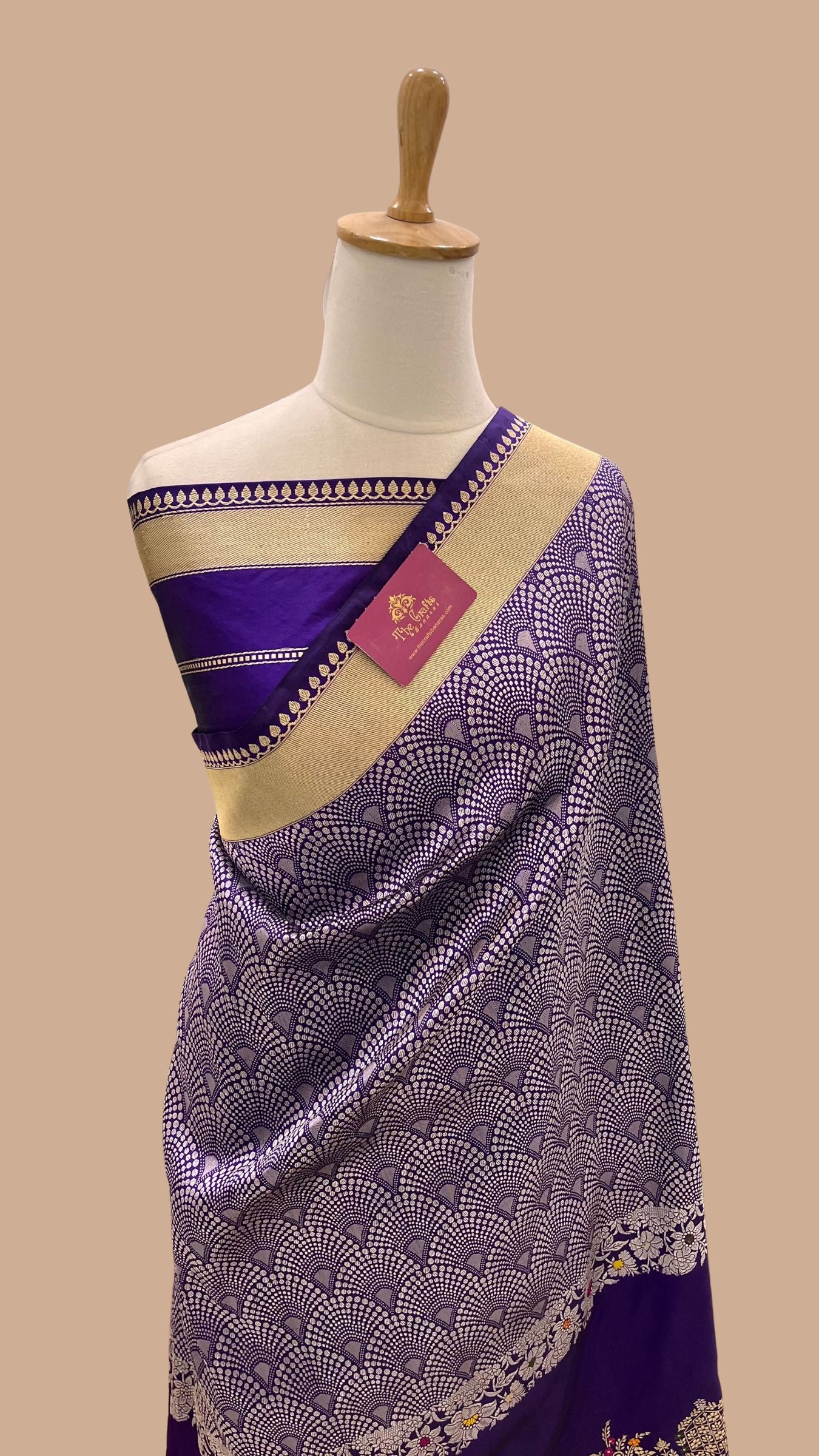 Pure Katan Silk Handloom Banarasi Saree - Kadhua Tanchui Brocade Meena