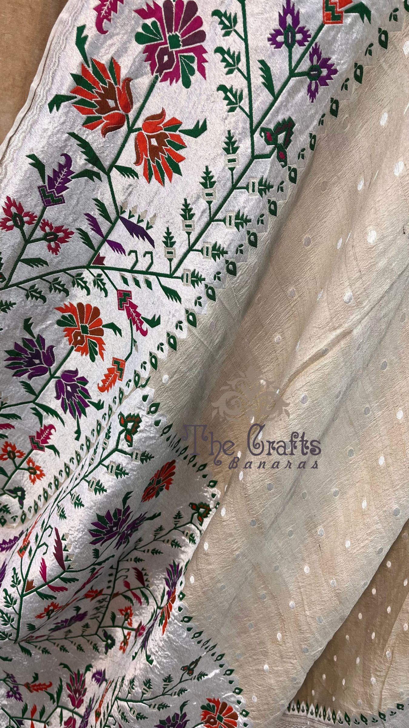 Tussar Georgette Handloom Banarasi Saree - Meenakari