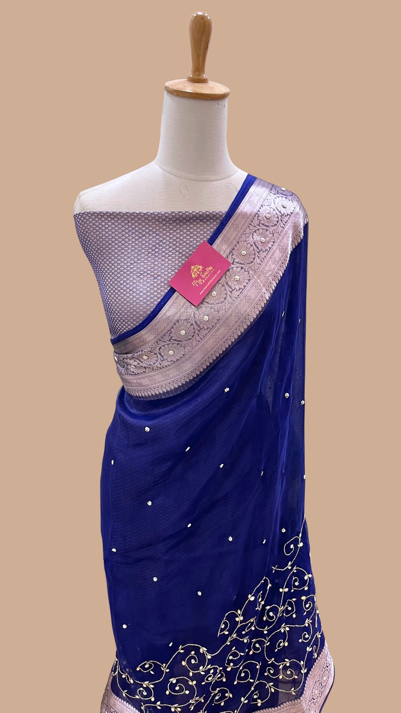 Pure Tissue Silk Banarasi Saree - with Cut Dana & Motifs Handwork