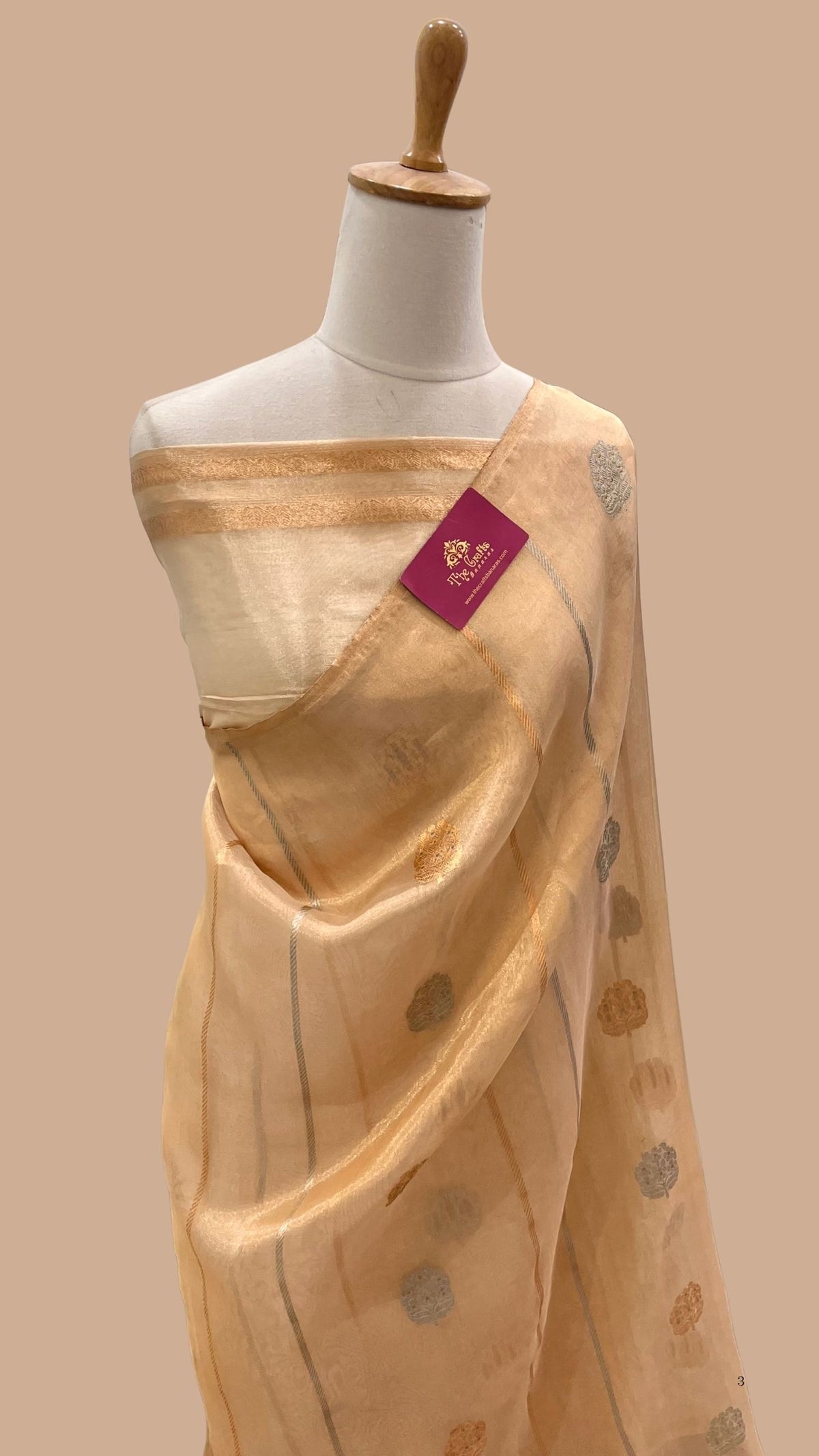 Pure Kora Tissue Silk Handloom Banarasi Saree- Kadhua Motifs