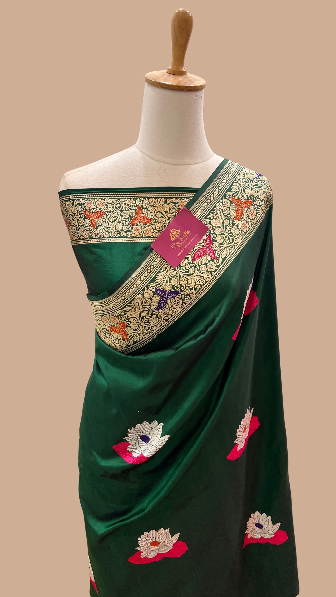 Pure Katan Silk Handloom Banarasi Saree - with kadhua meenakari motifs