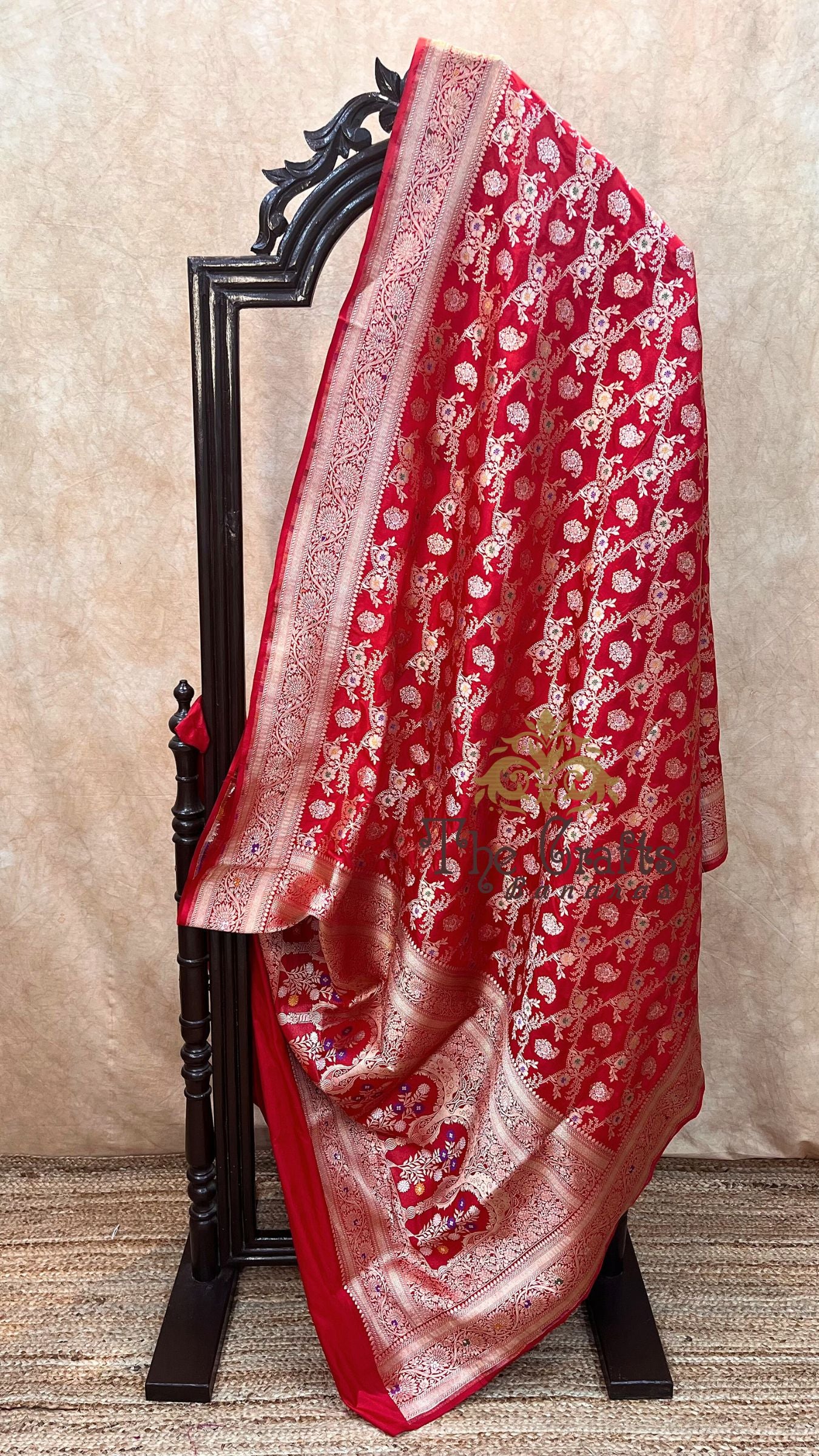 Pure Katan Silk Handloom Banarasi Saree - Jaal Work With Meenakari