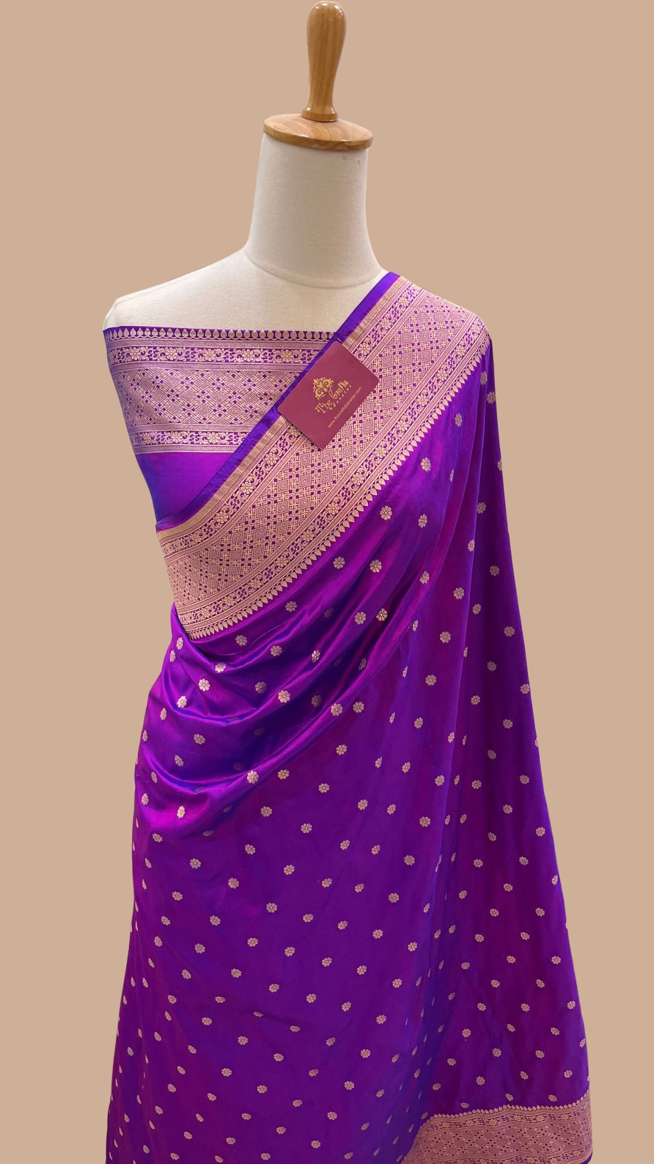 Pure Katan Silk Handloom Banarasi Saree - Chunri Buti