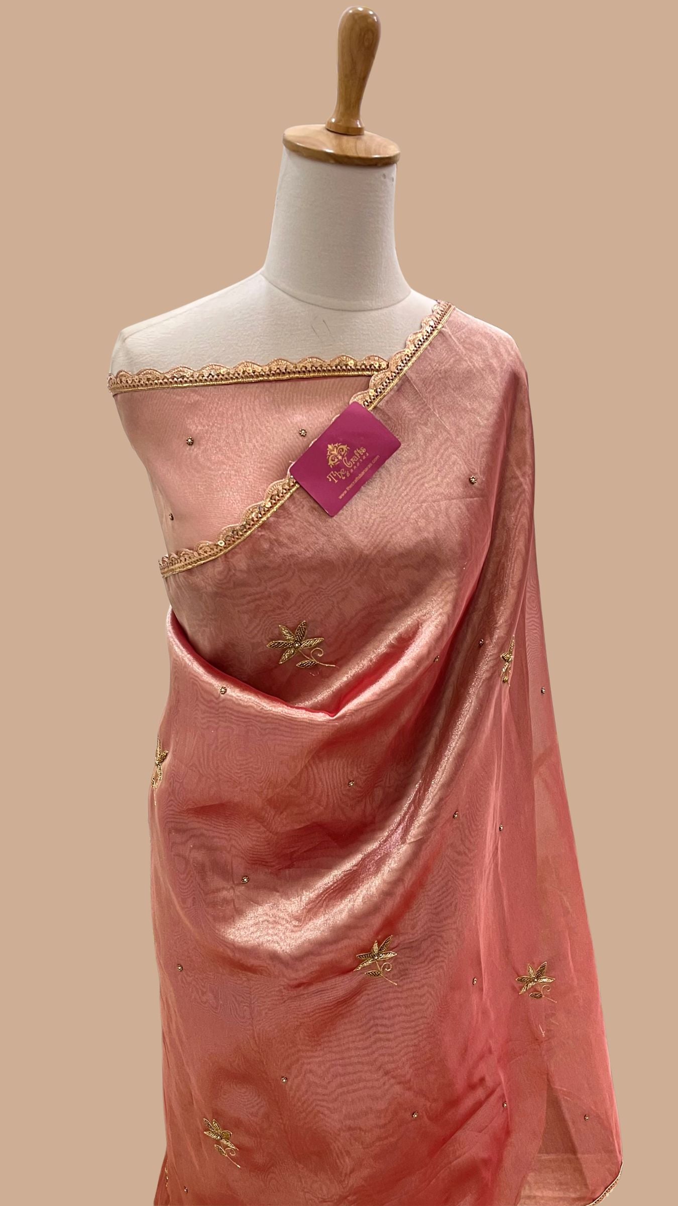 Pure Tissue Silk Handloom Banarasi Saree - Handwork