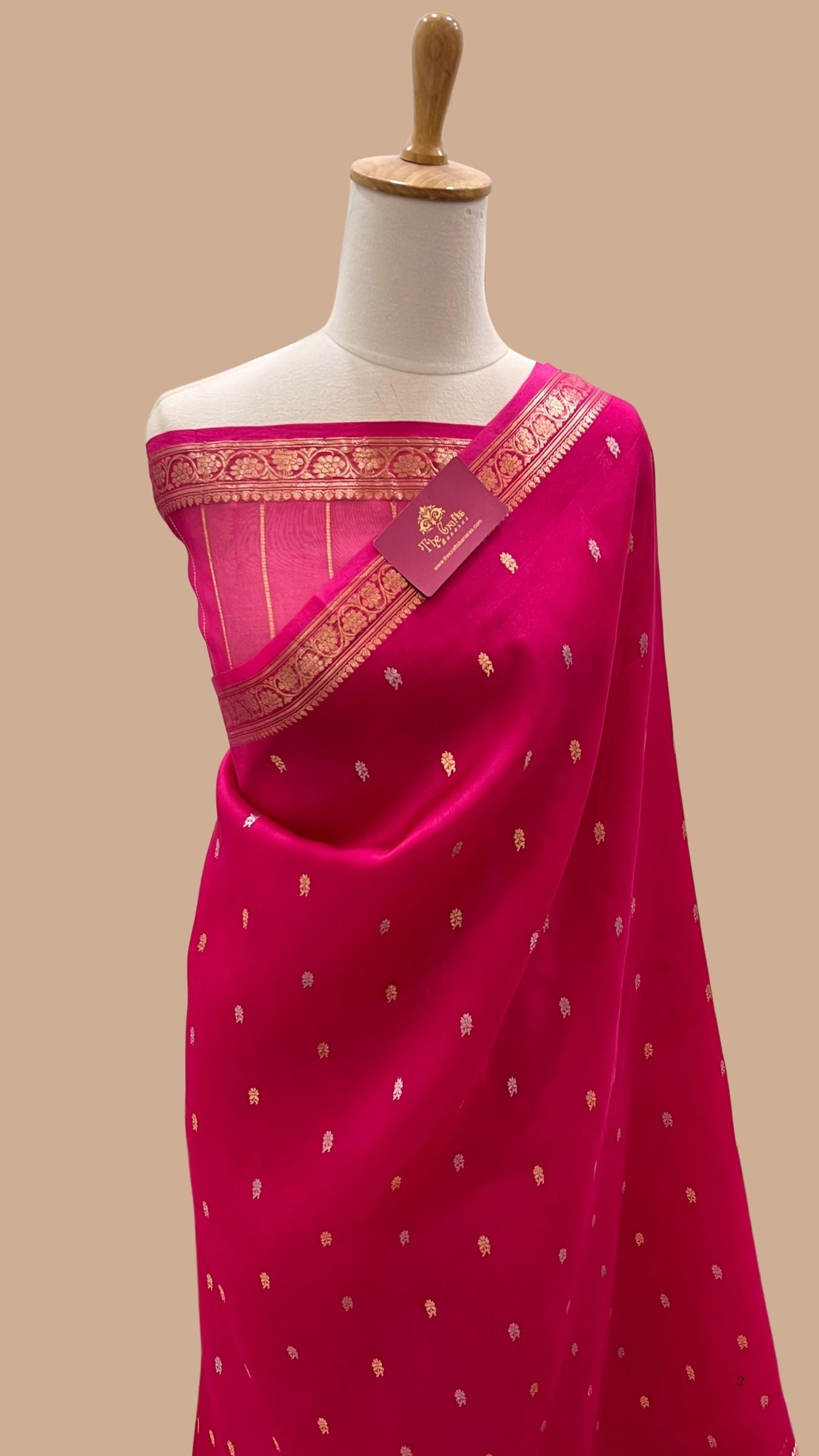 Pure Kora Silk Handloom Banarasi Saree - with kadhua motifs